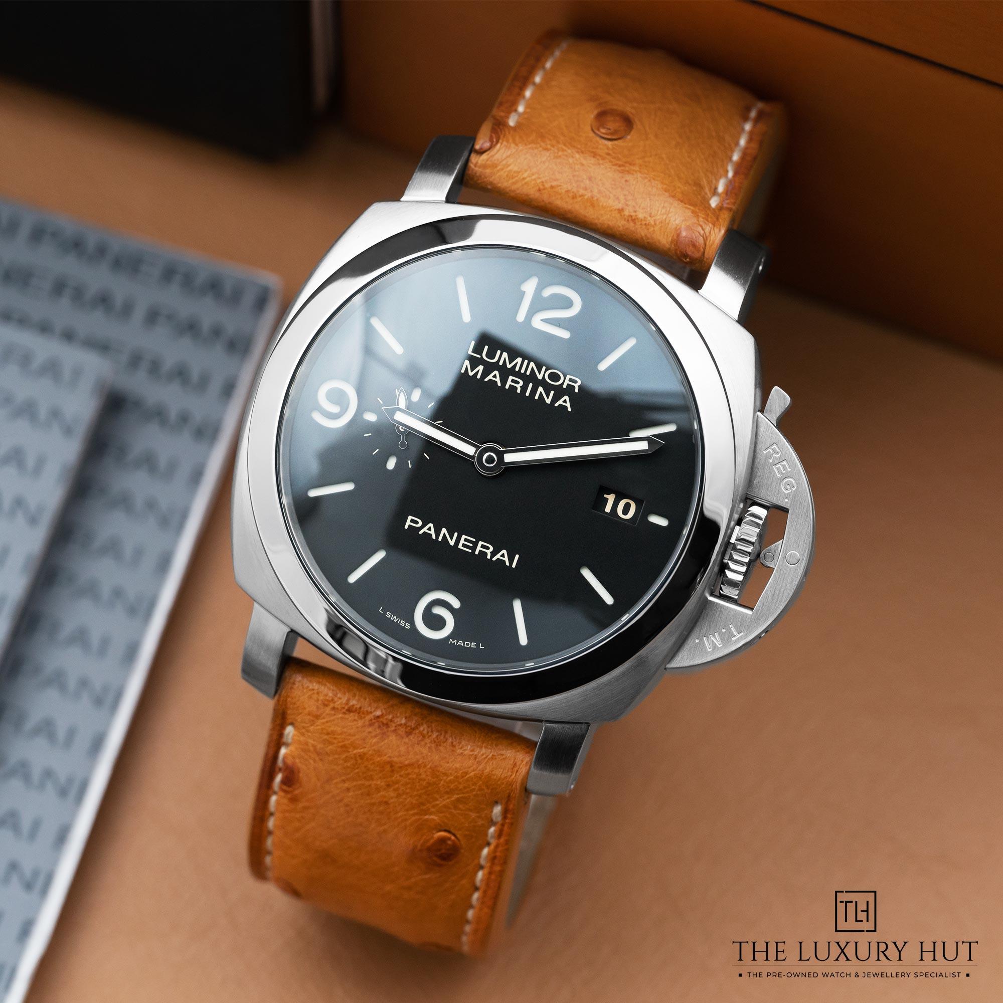 2025/10/Panerai_Luminor_Marina_1950_3_Days_Black_52254-b.jpg
