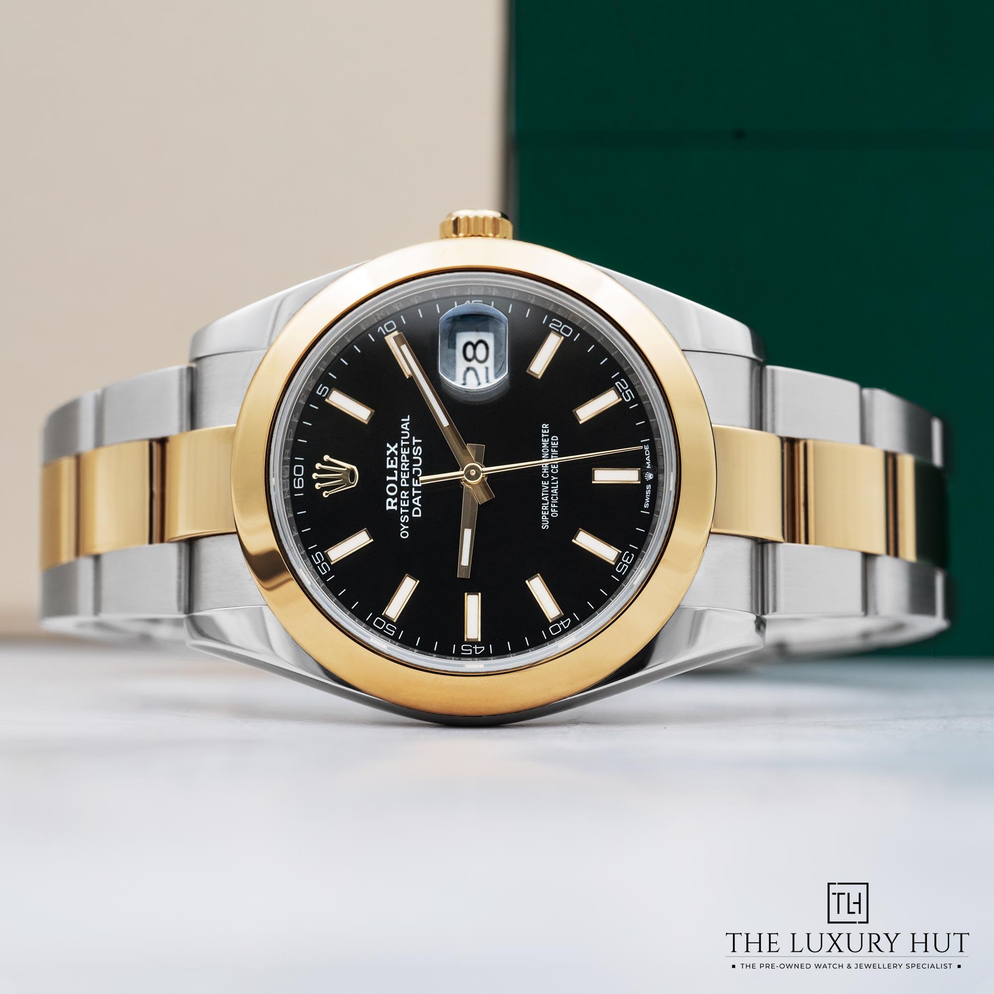 2025/10/Rolex_Datejust_41_Steel__Yellow_Gold_Black_52220-b.jpg