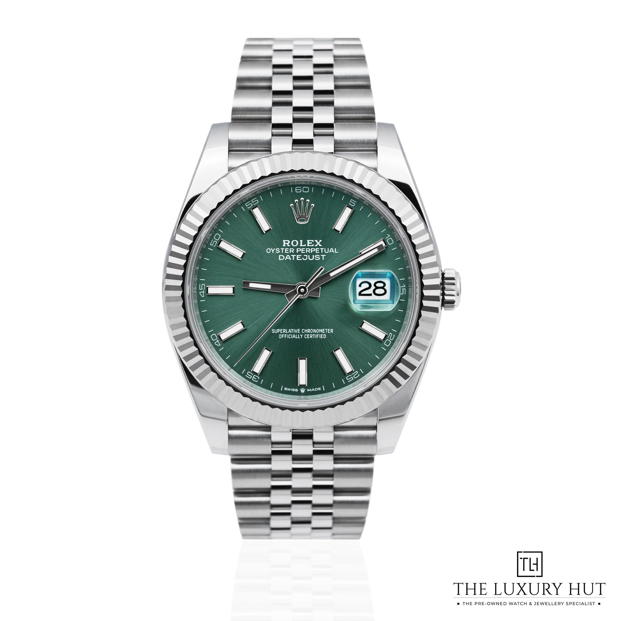 2025/10/Rolex_Datejust_41mm_Mint_Green_Dial_LB706-a.jpg