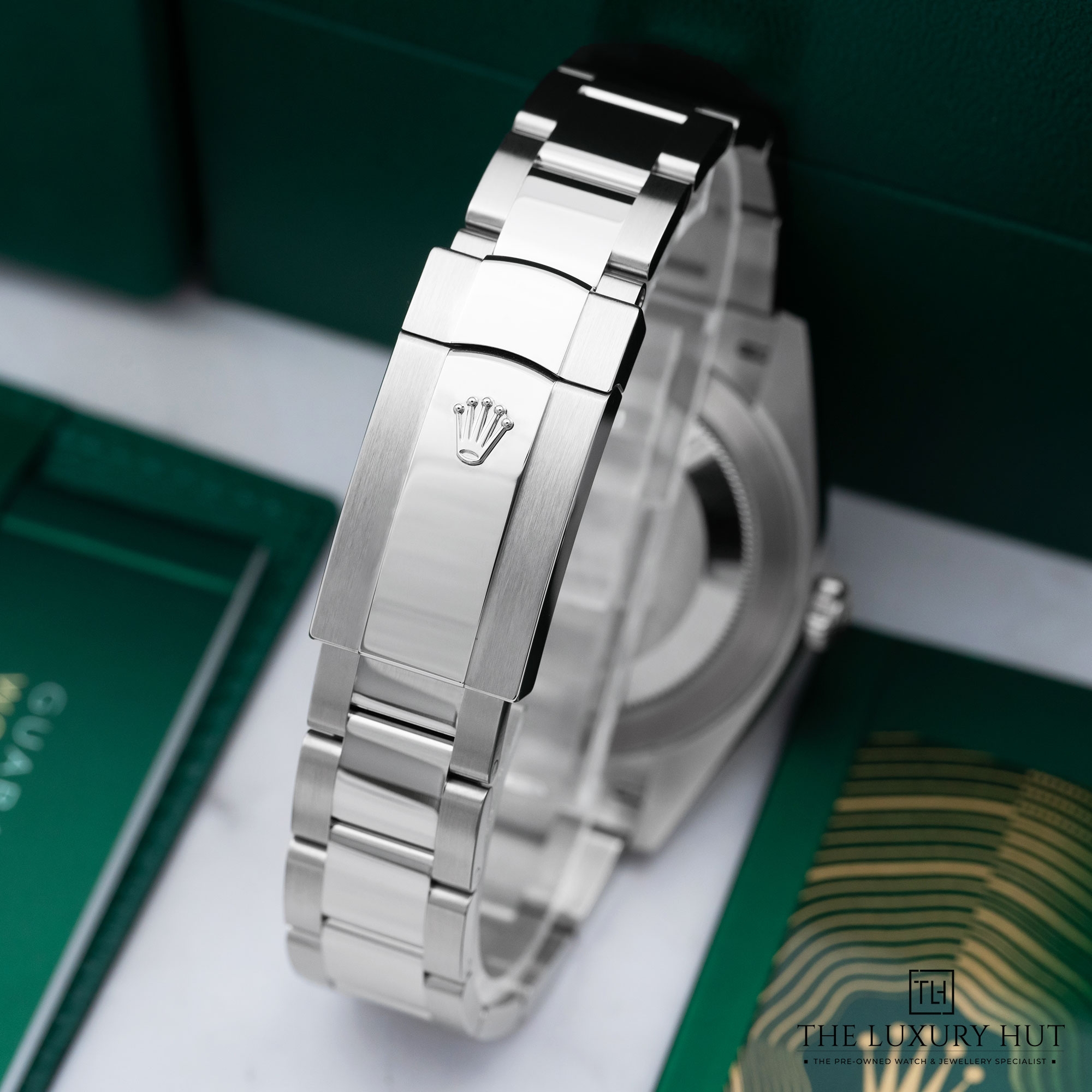 2025/10/Rolex_Datejust_41mm_Slate_Wimbledon_Dial_LB705-d.jpg