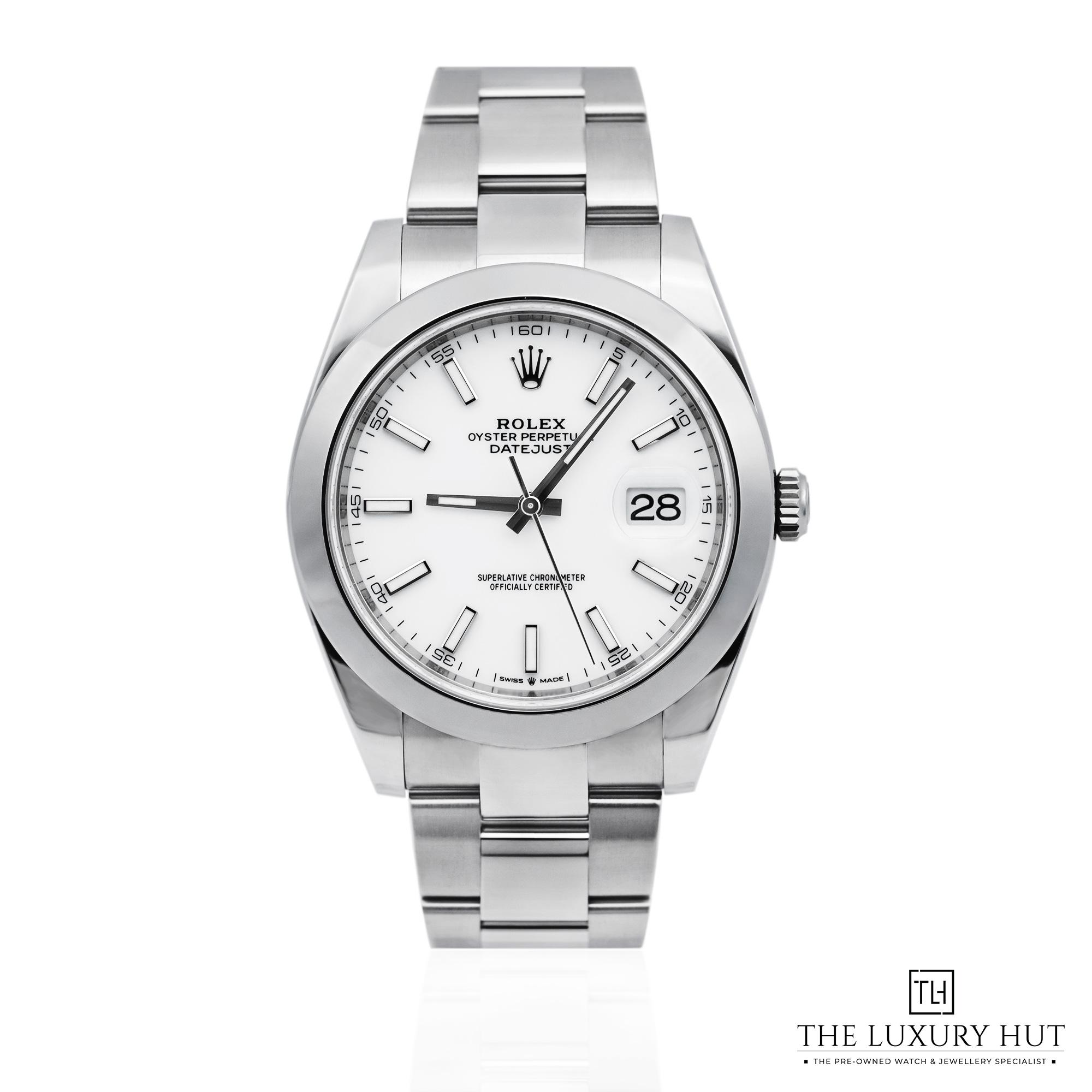 2025/10/Rolex_Datejust_41mm_Steel_White_Dial_52233-a.jpg