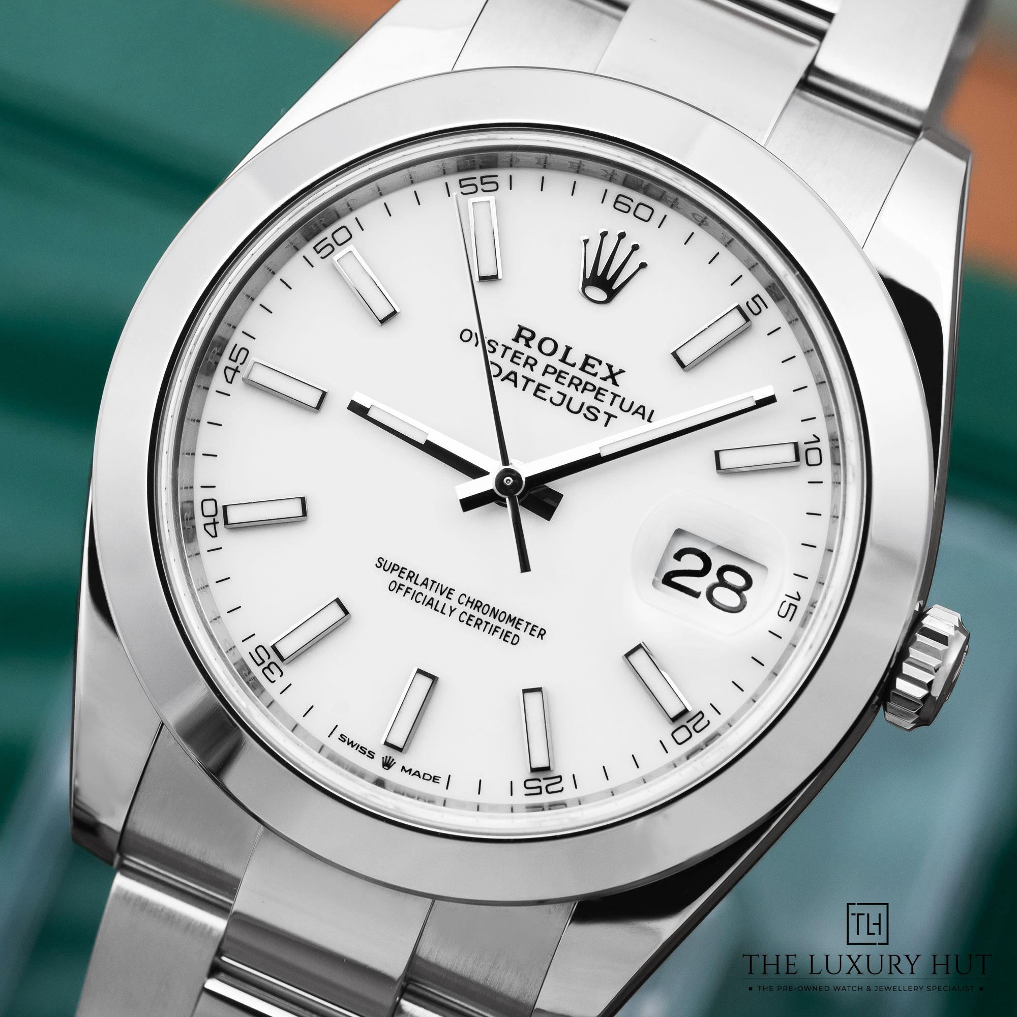 2025/10/Rolex_Datejust_41mm_Steel_White_Dial_52233-e.jpg