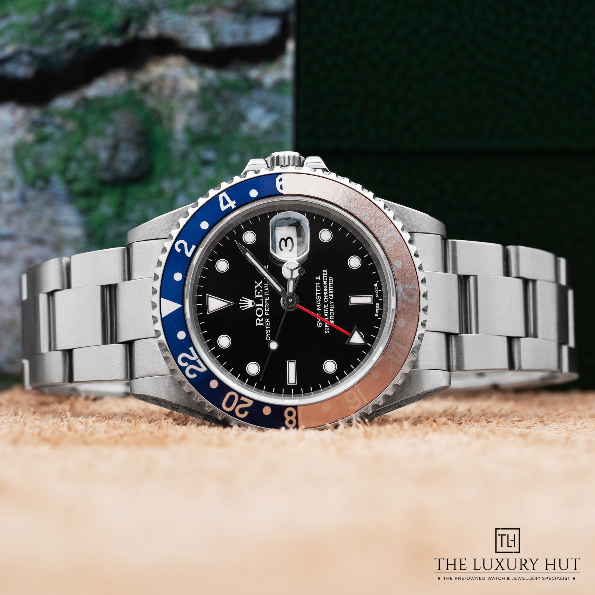 2025/10/Rolex_GMT-Master_II_Pepsi_Steel_40mm_Black_52186-c.jpg