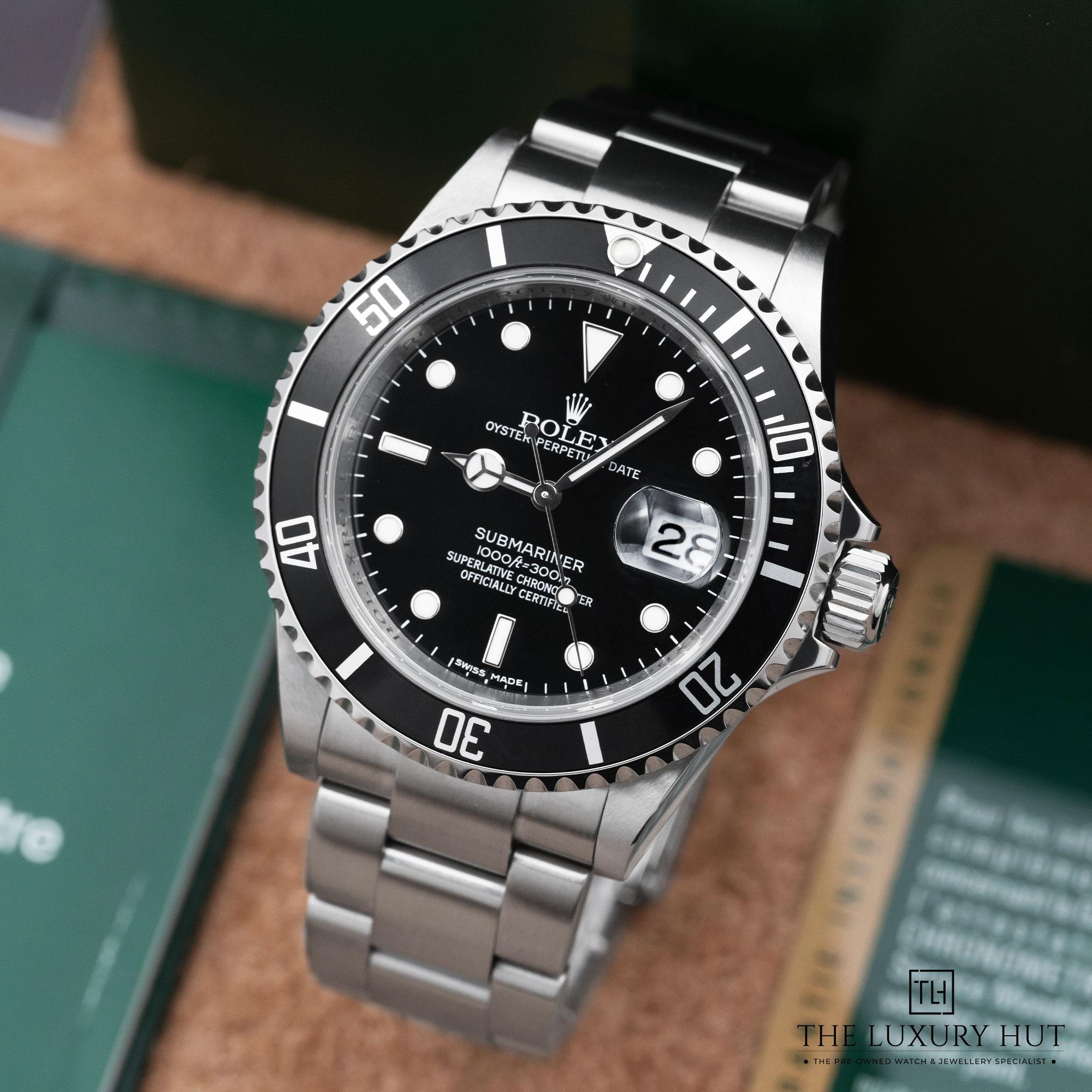 2025/10/f0936f68-7164-4800-9bcb-9bc1f04009aeRolex_Submariner_Date_Steel_Black_Rehaut_LB712-b.jpg