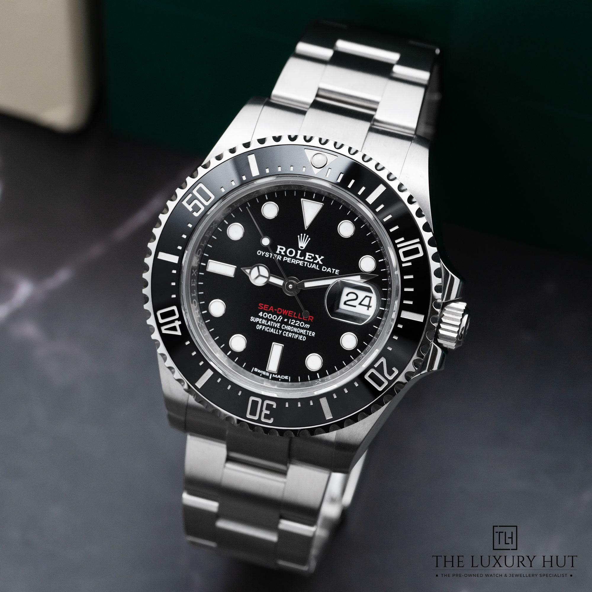 2025/11/0fec5352-1812-41c0-8917-799ef904f114Rolex_Sea-Dweller_Steel_43mm_Black_Dial_52146-b.jpg