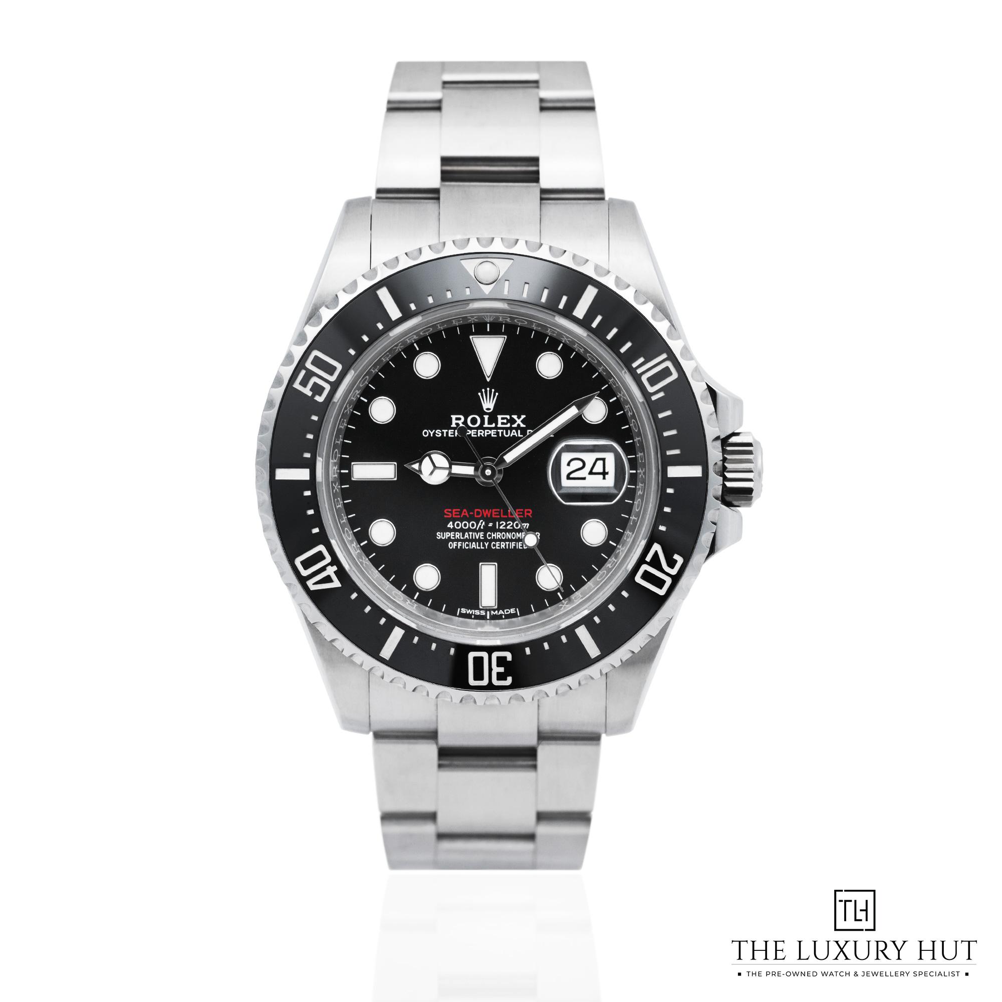 2025/11/1d6f4966-de25-46b1-9de3-707bcaa9eee3Rolex_Sea-Dweller_Steel_43mm_Black_Dial_52146-a.jpg