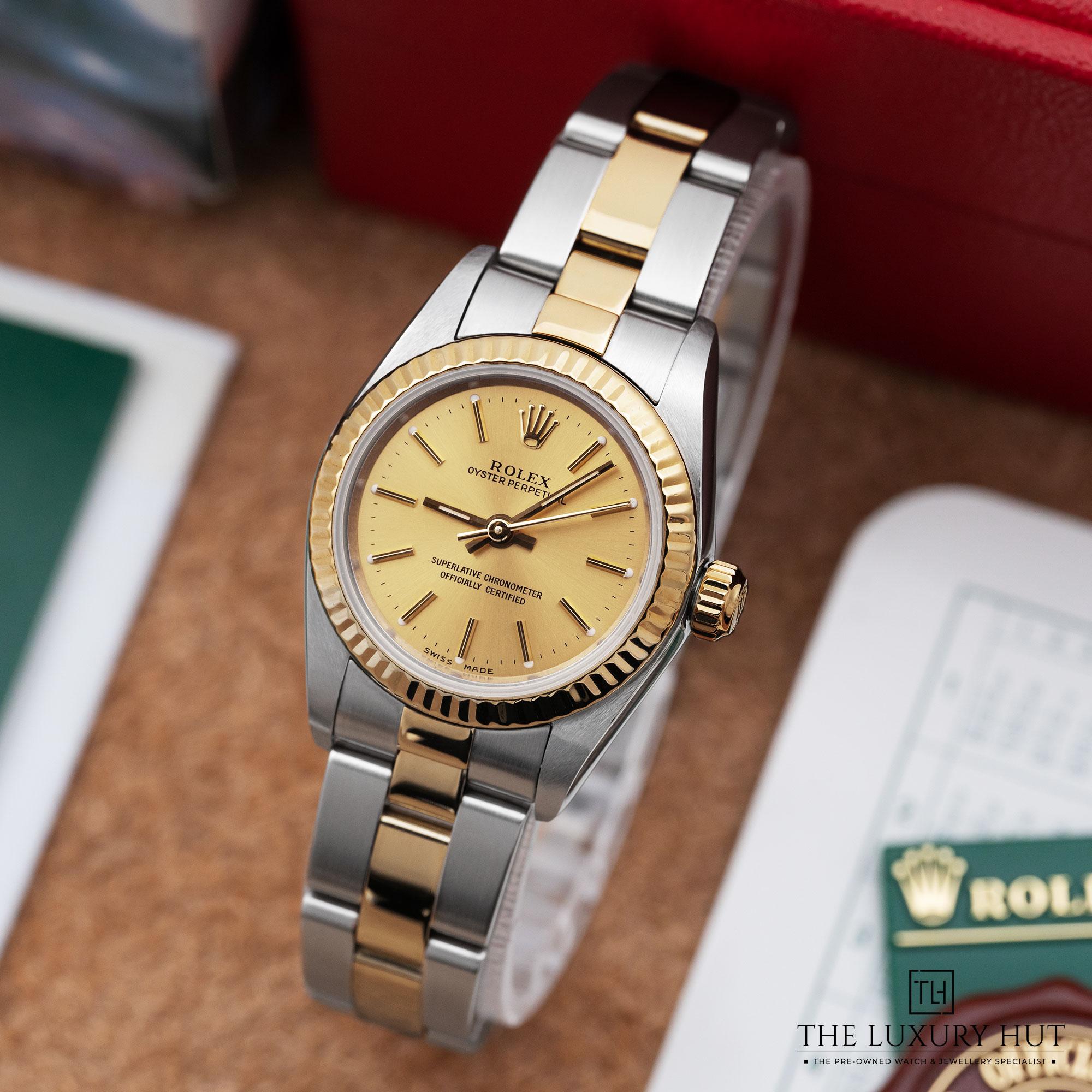 2025/11/4b8c5100-5f86-48f3-a38f-1574837231dfRolex_Lady_Oyster_Perpetual_Champagne_Dial_LB727-b.jpg