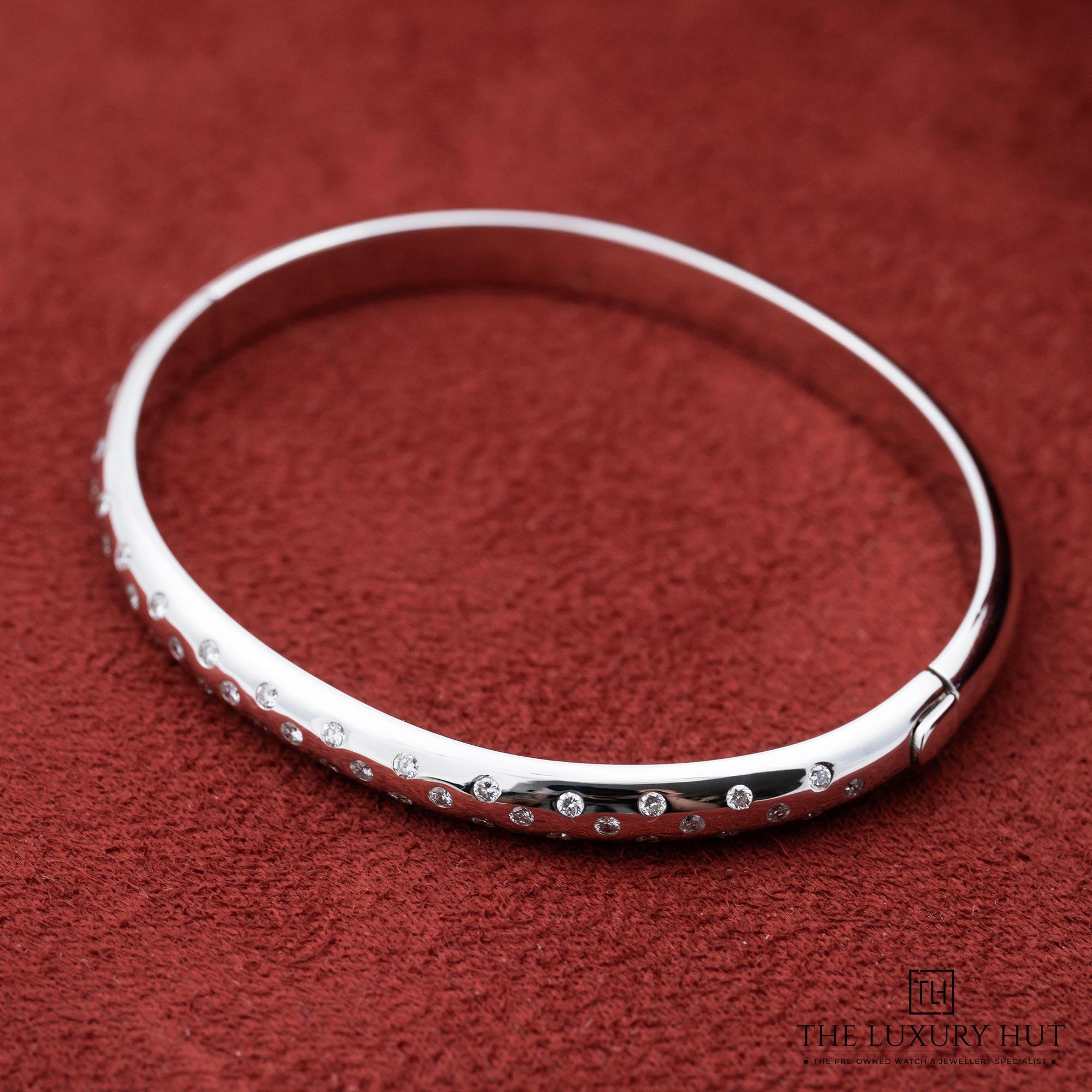2025/11/5c090e82-63d2-464c-be94-36252b9596e518ct_White_Gold_1.20ct_Diamond_Bangle_52391-c.jpg