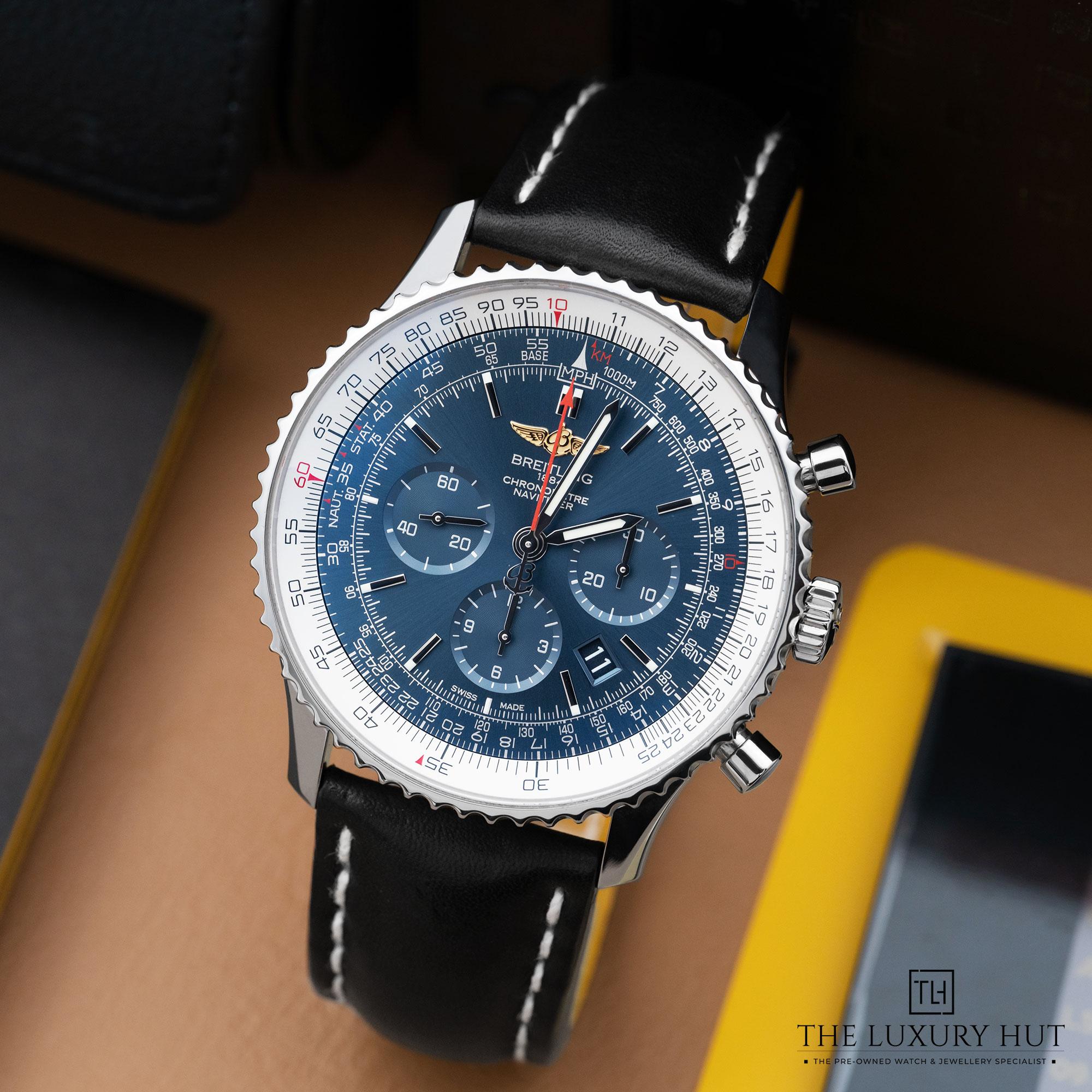 2025/11/6719fc58-eca0-47d6-8afc-afebb3ddb388Breitling_Navitimer_01_Stainless_Steel_46mm_Blue_52267-b.jpg