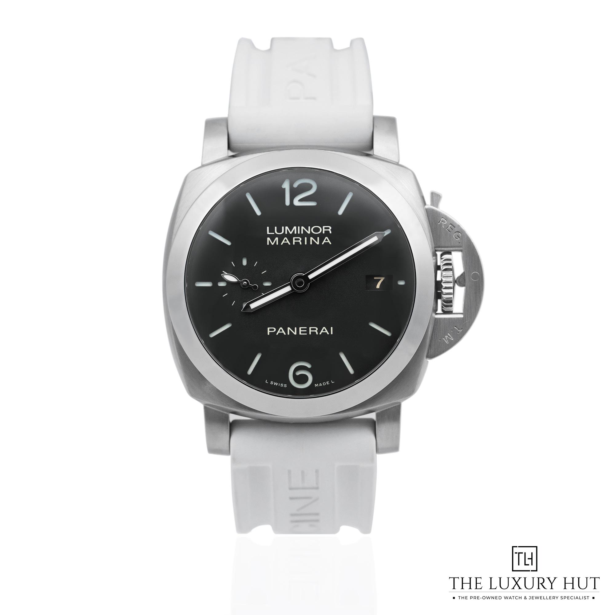 2025/11/93228245-5c79-4f09-93eb-85c44e579836Panerai_Luminor_Marina_1950_3_Days_Steel_Black_52205-a.jpg