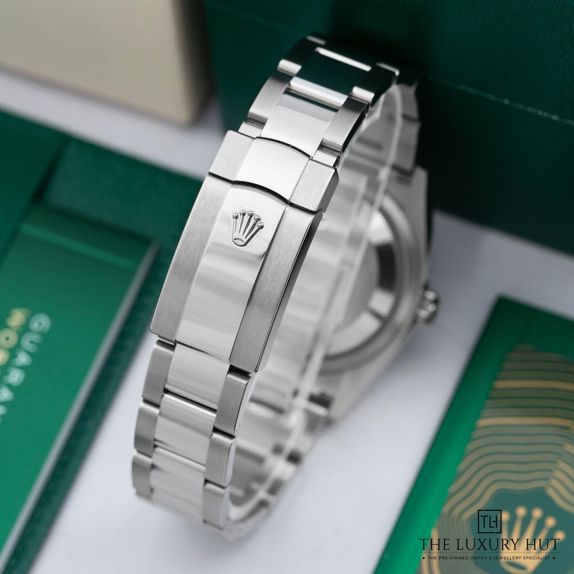 2025/11/e2809651-36ba-4a8d-9138-7b4e07e3c1b2Rolex_Datejust_Stainless_Steel_36mm_Silver_Dial_52382-d.jpg