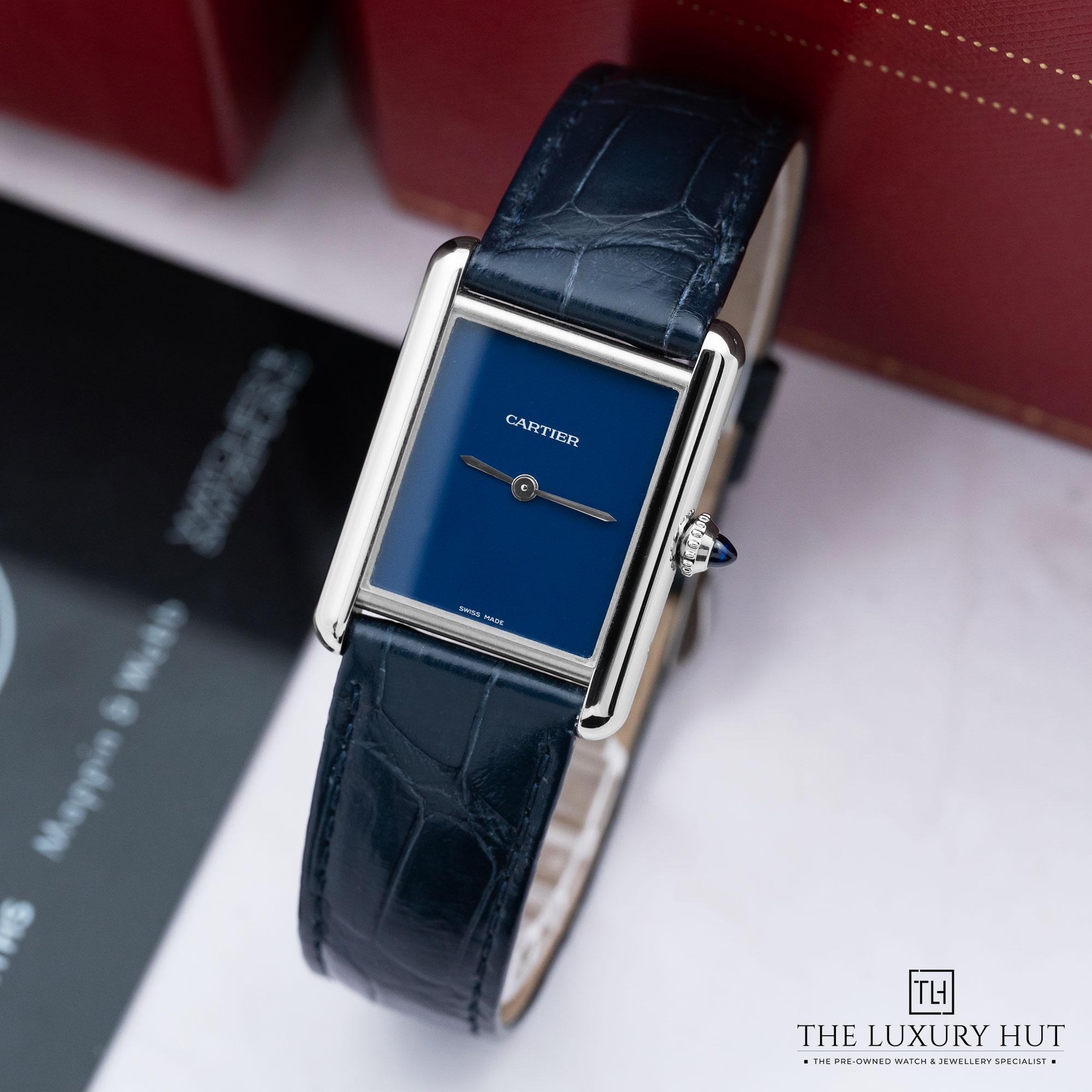 2025/11/efce107f-bb79-49b8-8125-6d89431f8336Cartier_Tank_Must_Steel_25mm_Blue_Dial_52380-b.jpg