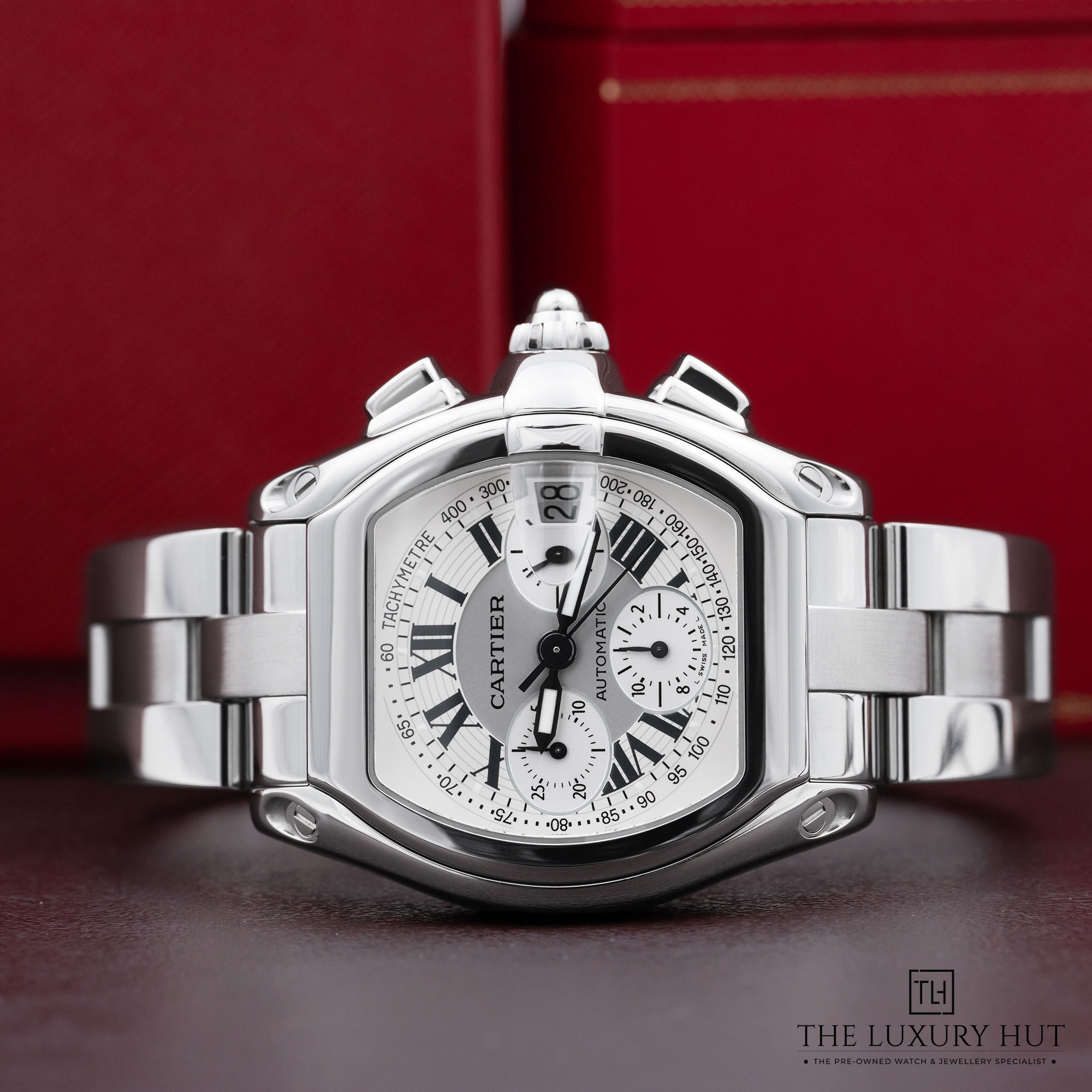 2025/11/ffbc5fc4-dd97-4e5d-b65e-d534d3830c56Cartier_Roadster_XL_Chronograph_White_Silver_LB730-b.jpg