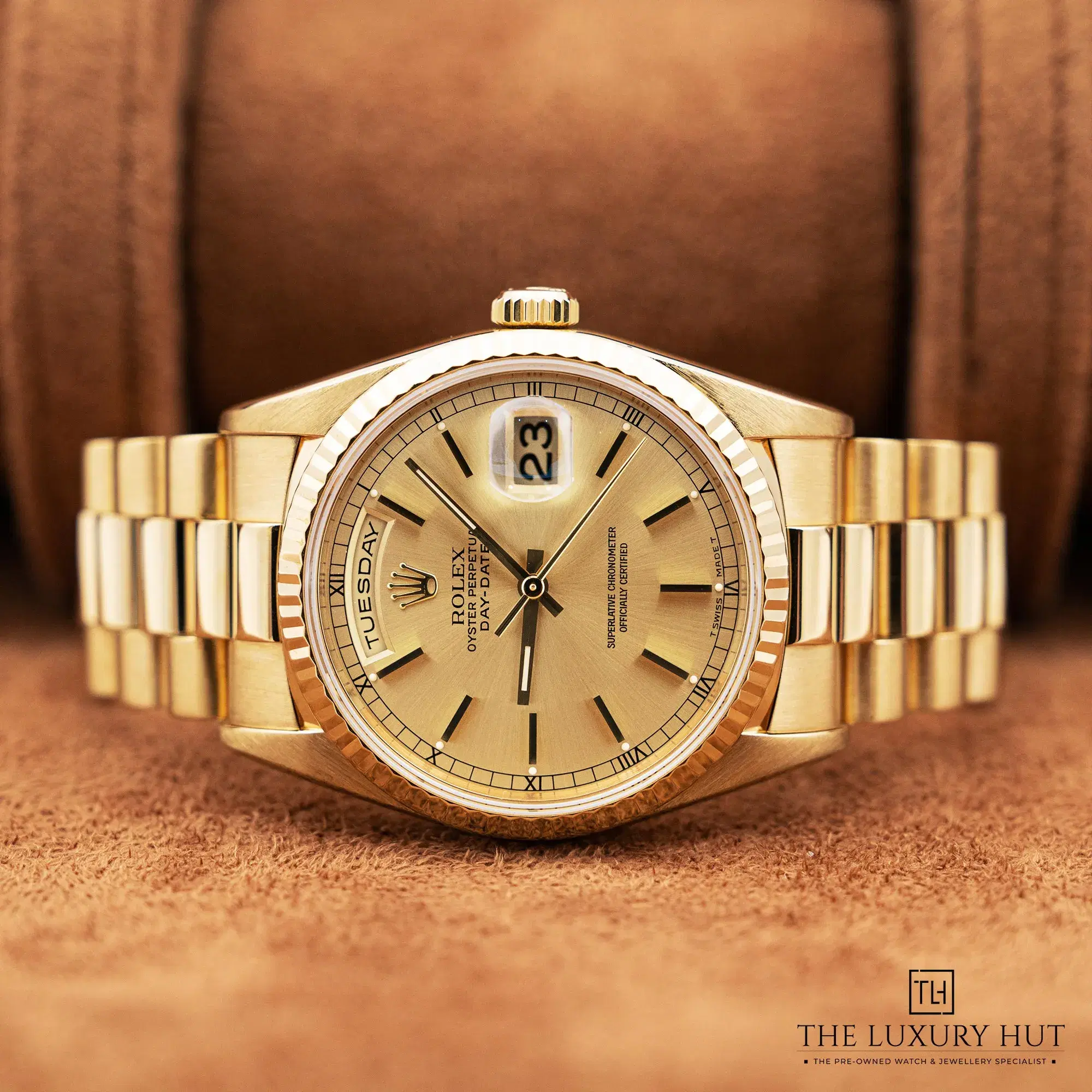 2025/12/007c2cd2-7500-4cb9-84c9-ee63034ca228Rolex_Day-Date_36_Yellow_Gold_Champagne_Dial_52458-c.jpg.webp