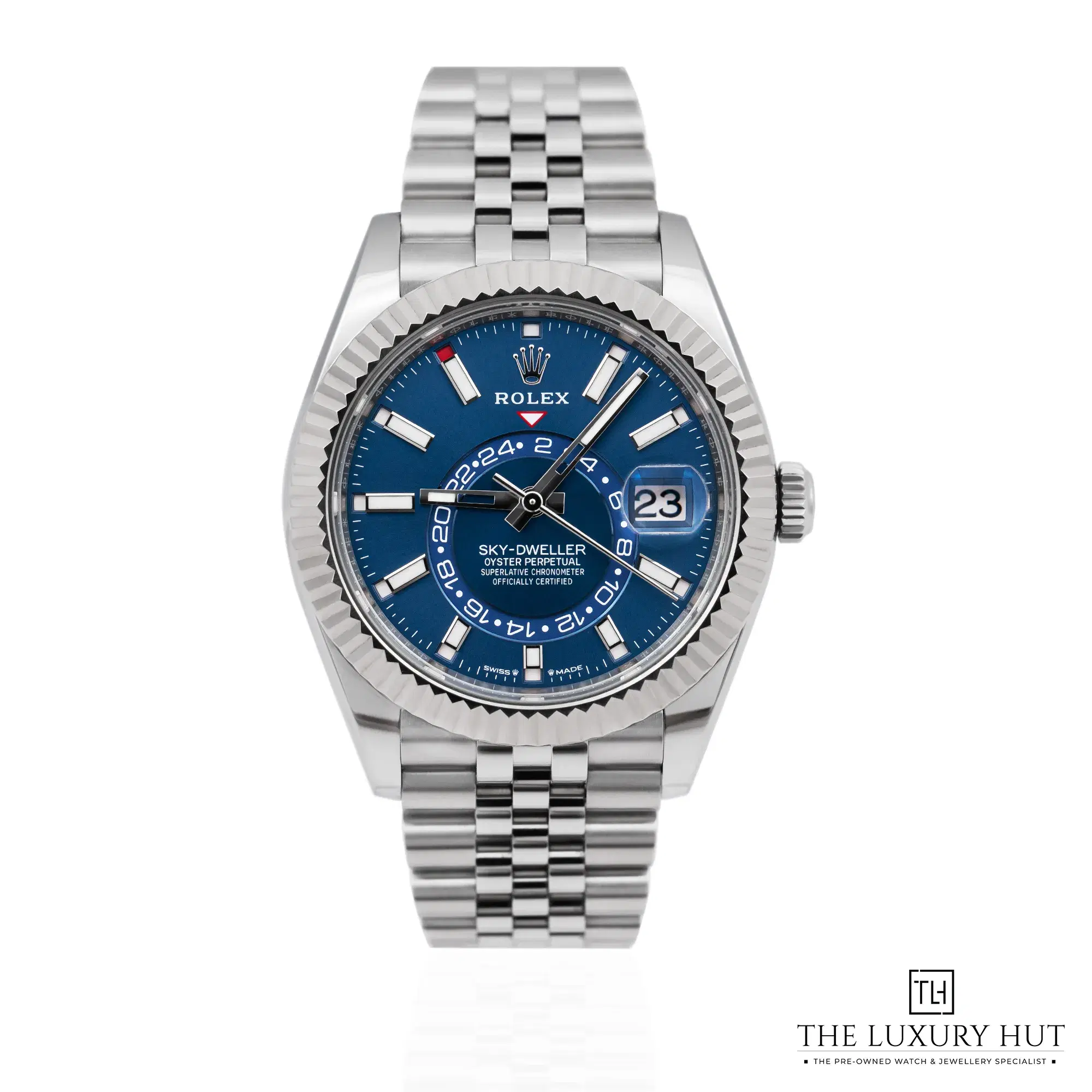 2025/12/00abfda5-a257-466c-adab-9ba4c11242c7Rolex_Sky-Dweller_Blue_Dial_52418-a.jpg.webp
