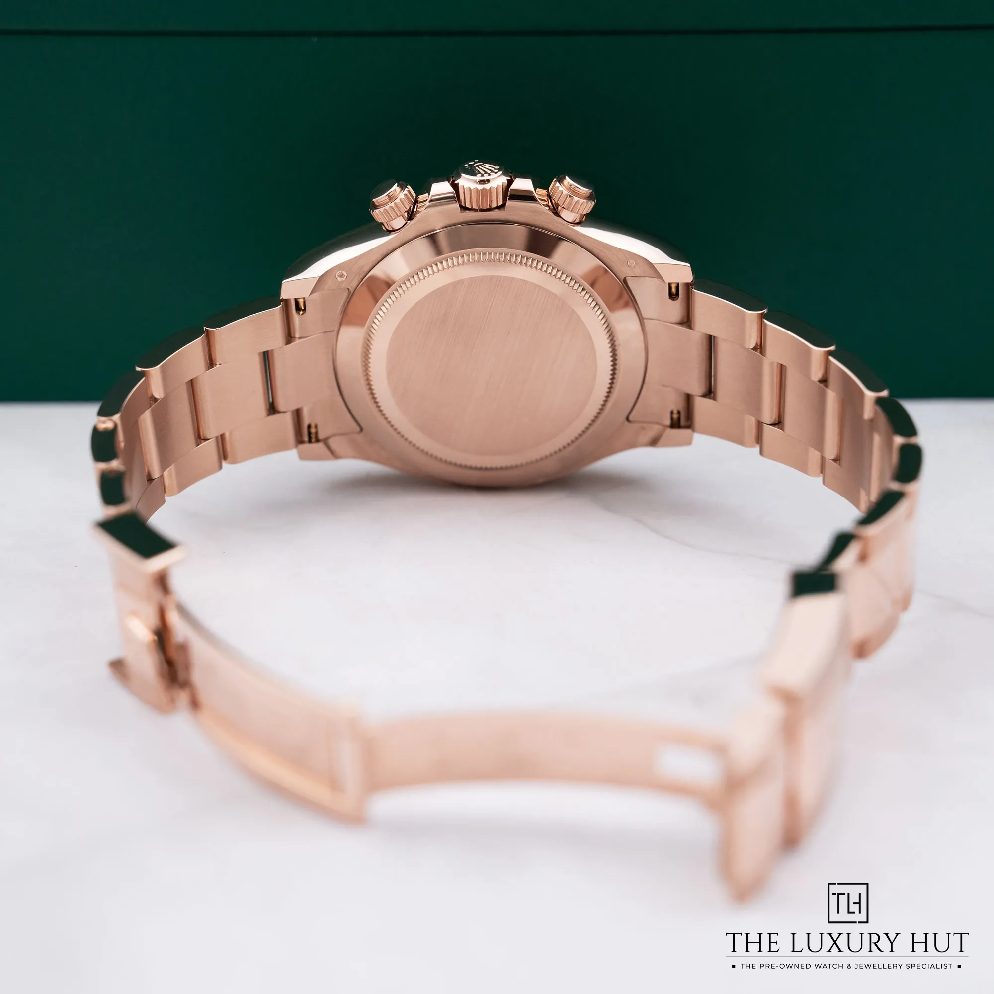 2025/12/0153bf7f-a133-46ed-877a-018e4c863640Rolex_Cosmograph_Daytona_Gold_Chocolate_Dial_52469-d.jpg.webp