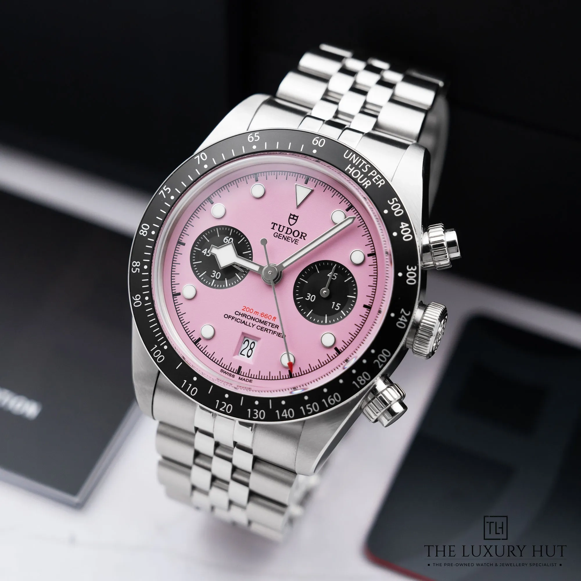 2025/12/0d379cf8-f5e4-46ac-b2ed-2ee139a527e4Tudor_Black_Bay_Chrono_Steel_41mm_Pink_Dial_52517-b.jpg.webp