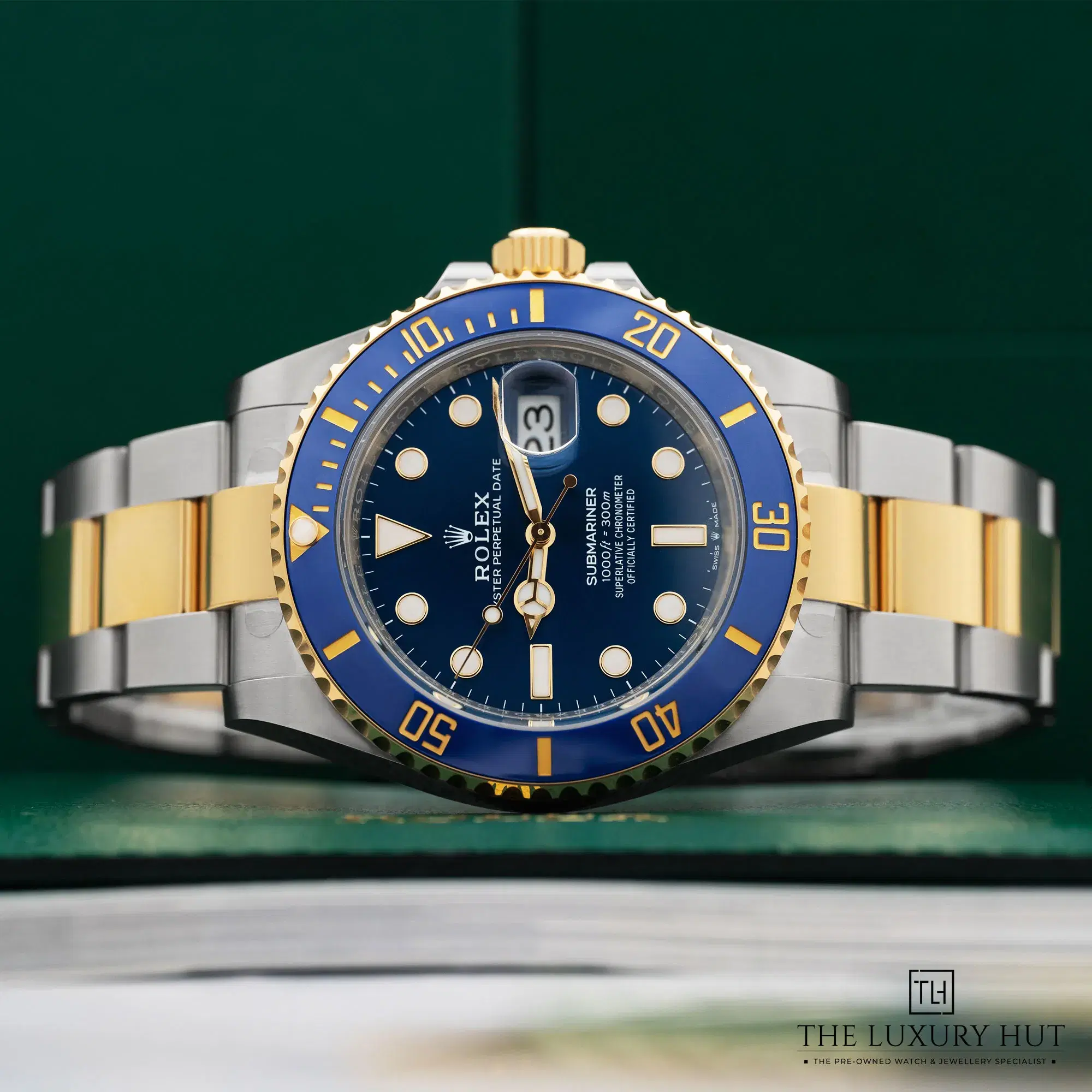 2025/12/0dc034a4-a7a6-47b8-bc63-f117dc6e70d9Rolex_Submariner_Date_Bluesy_41mm_52472-c.jpg.webp