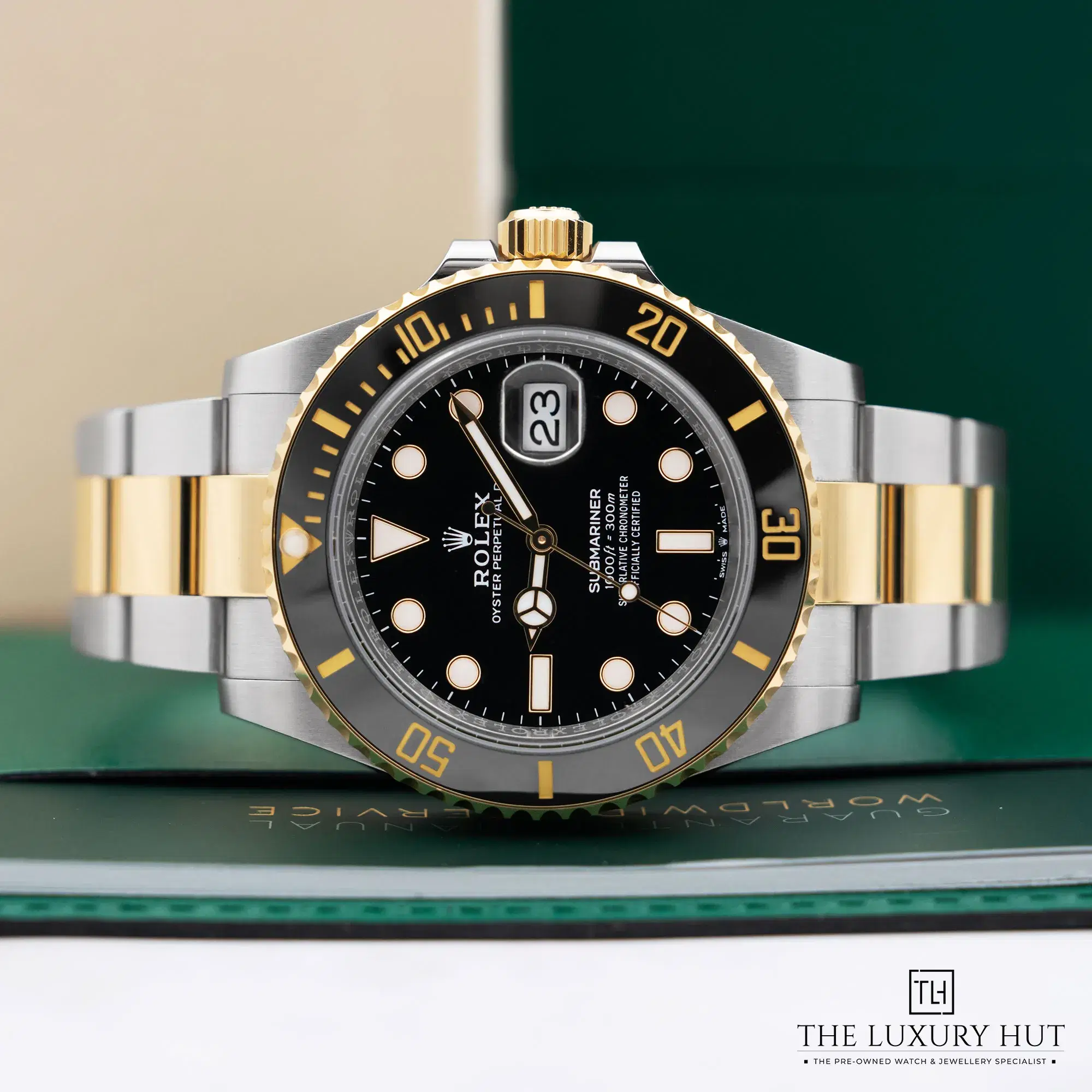 2025/12/1025c2dc-b066-441e-af5b-44494fc2ad44Rolex_Submariner_Date_Steel_Gold_41mm_Black_52500-e.jpg.webp