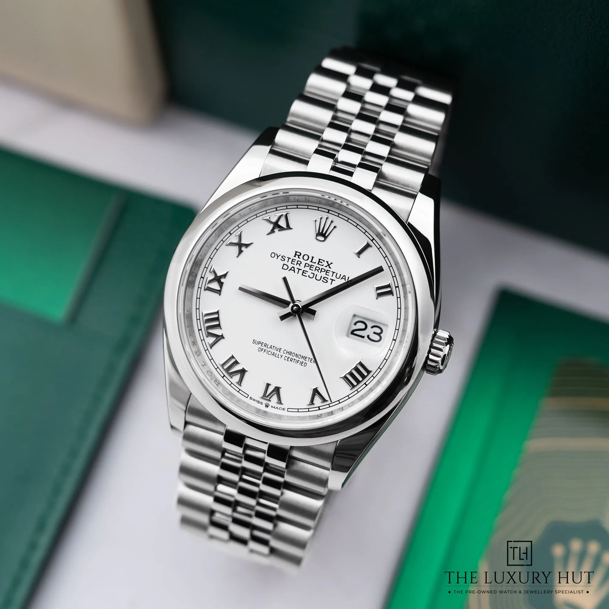 2025/12/16e841bd-4535-4e7c-a83d-f4034ec331ecRolex_Datejust_36_Steel_White_Dial_52460-b.jpg.webp
