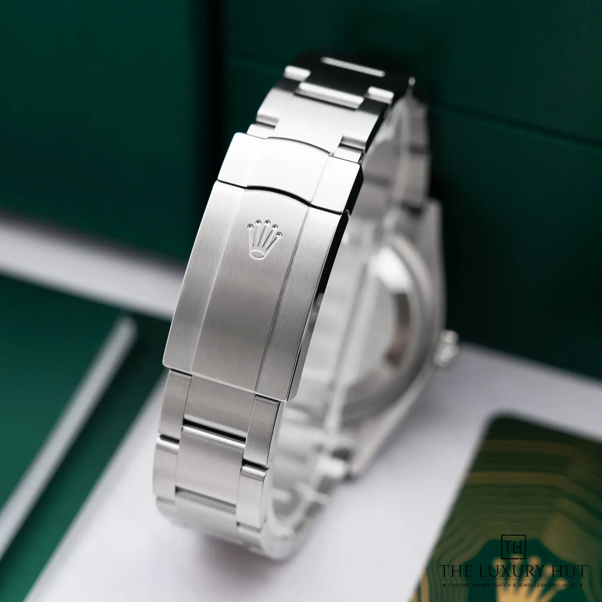 2025/12/239387e9-71aa-49a5-ac6c-95f4e3ed1510Rolex_Oyster_Perpetual_36_Steel_Pistachio_52392-e.jpg.webp