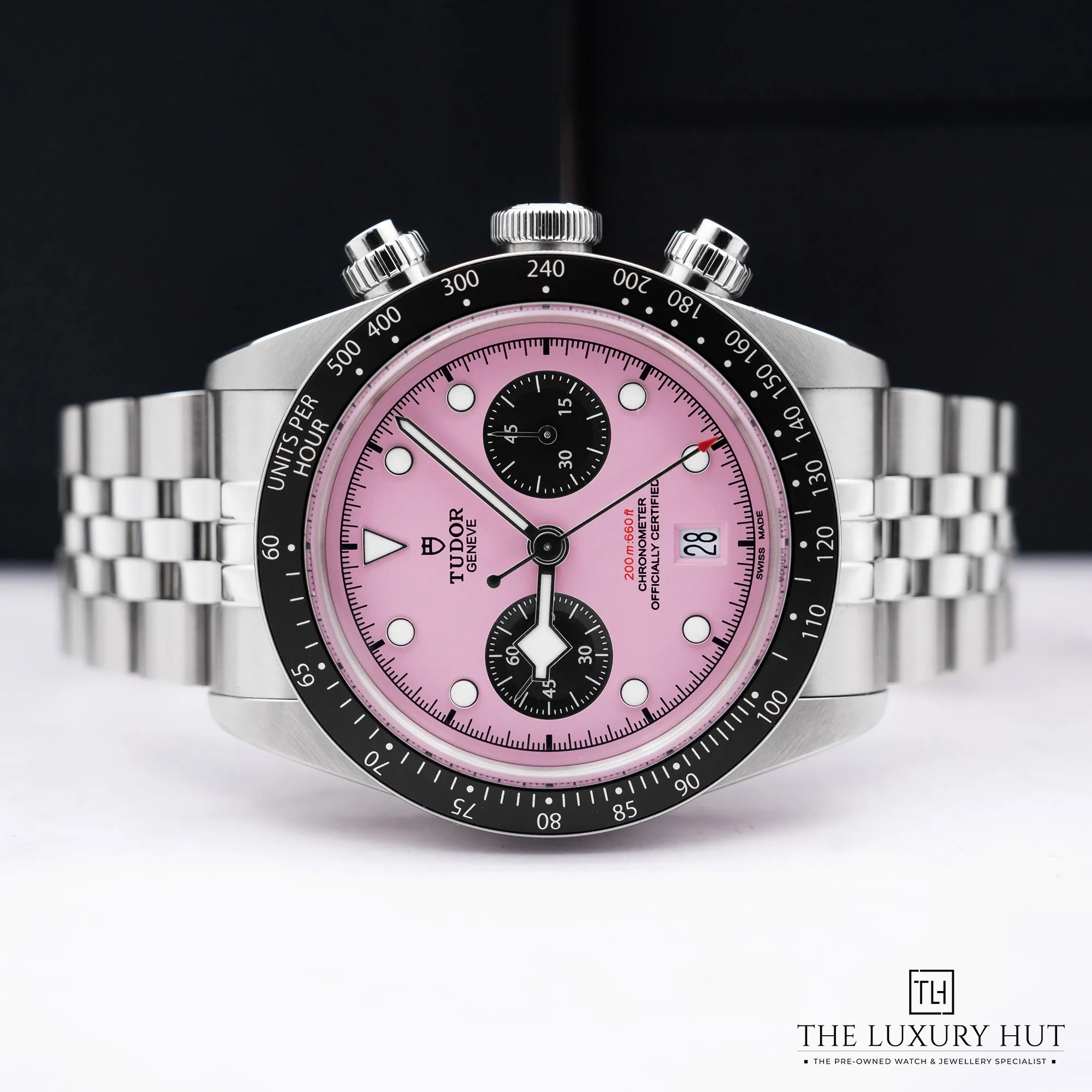2025/12/23ea8d4c-c1ac-4672-af81-66a2e3f4af3aTudor_Black_Bay_Chrono_Steel_41mm_Pink_Dial_52517-c.jpg.webp