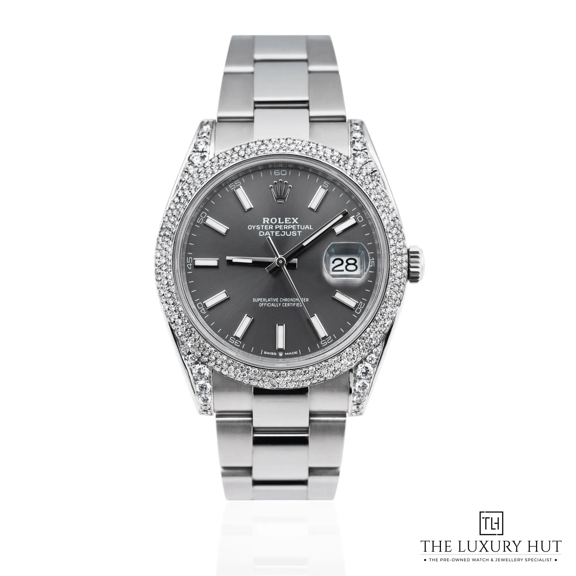 2025/12/8b8e5426-9fd5-4676-9255-6ca129670640Rolex_Datejust_41_Slate_Dial_Custom_Diamond_Update_52485-aa.jpg.webp
