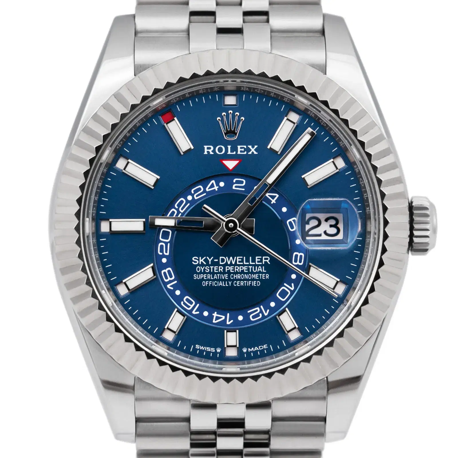 2025/12/91d62a66-83ed-4ef9-856e-d364ca4a7f12Rolex_Sky-Dweller_Blue_Dial_52418-cr.jpg.webp