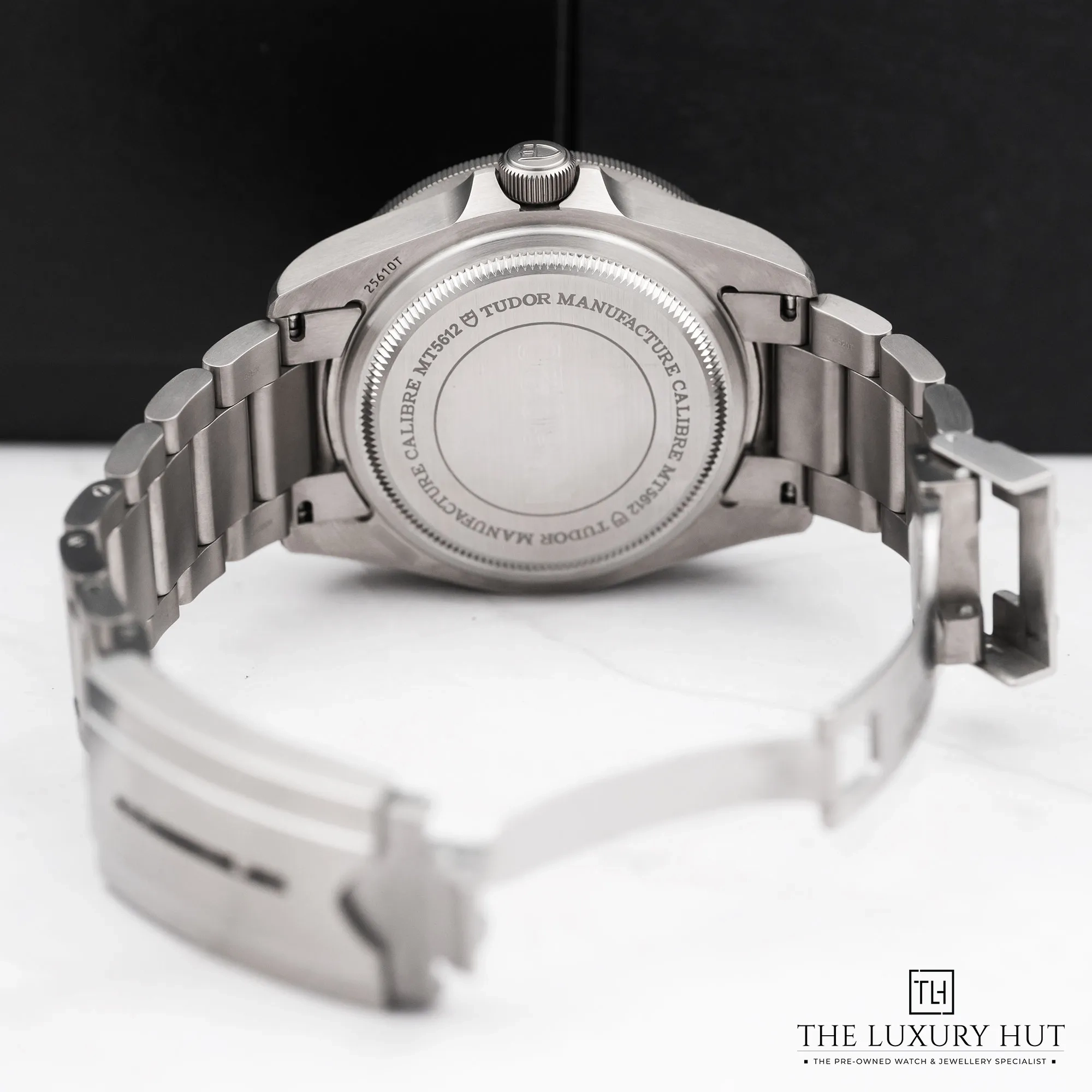 2025/12/b2a9e0ad-2245-4578-8a6a-97a288375027Tudor_Pelagos_LHD_Titanium_Steel_Black_Snowflake_52439-c.jpg.webp