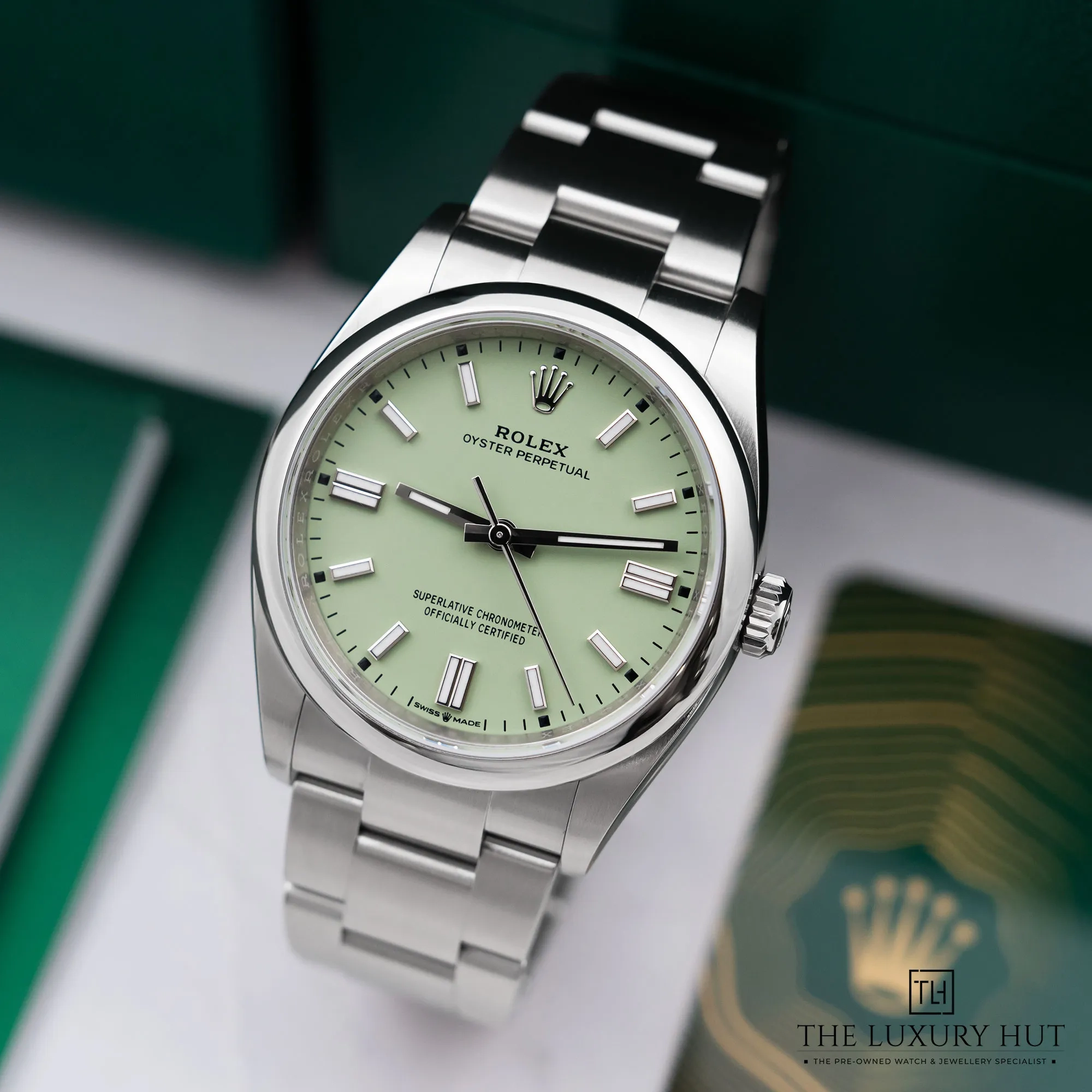2025/12/c50bb897-8bb8-4785-95de-af5b6463ee17Rolex_Oyster_Perpetual_36_Steel_Pistachio_52392-b.jpg.webp