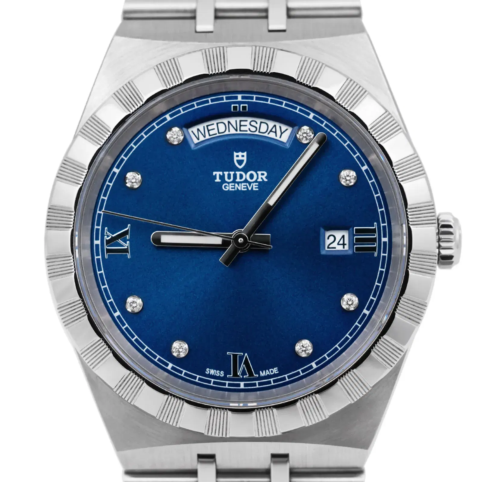 2025/12/cf5c2f32-8124-4720-b093-51538d7f6d72Tudor_Royal_41mm_Steel_Day_Date_Blue_Diamond-Set_52506-cr.jpg.webp