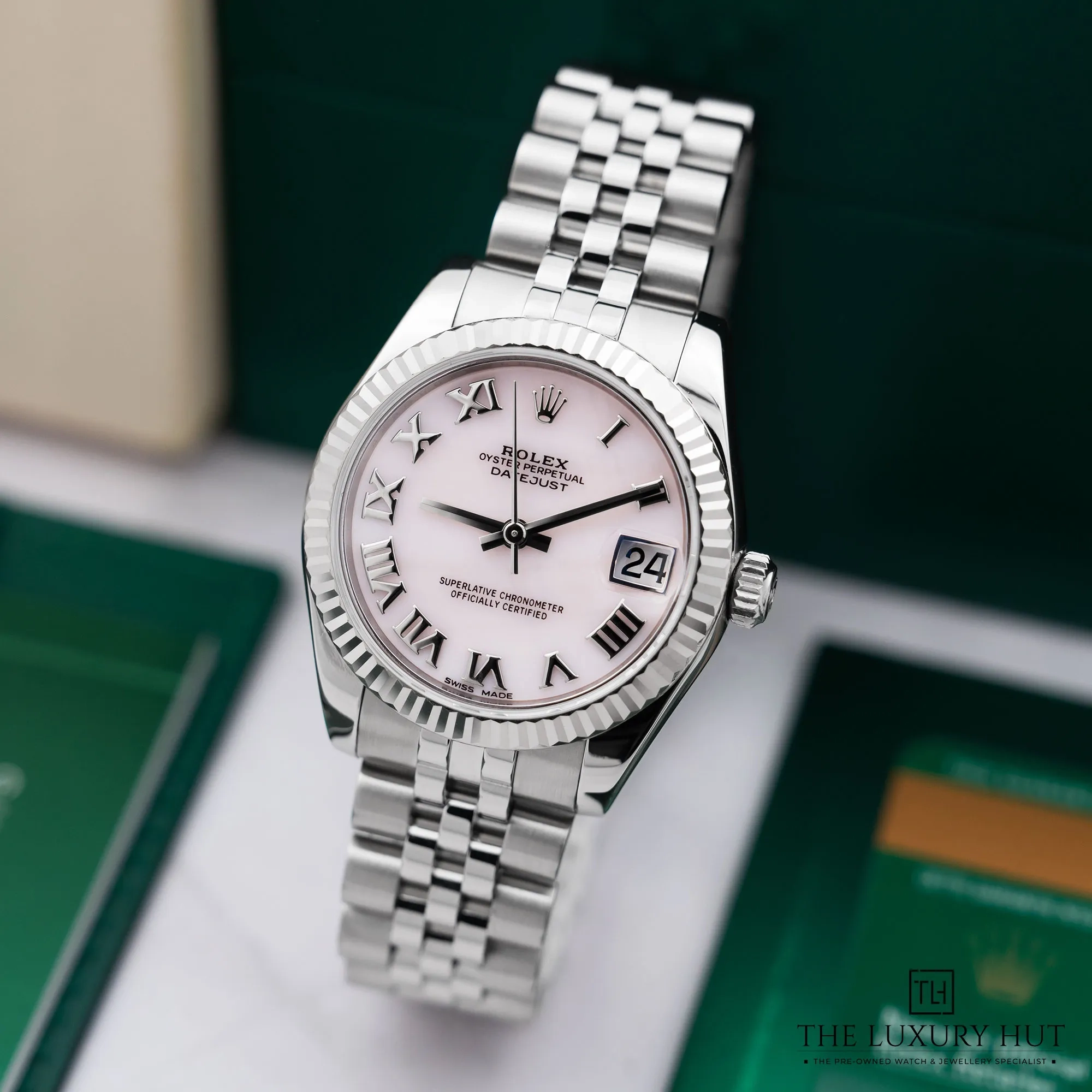 2025/12/d53e8c5d-4751-486f-a1d5-be40e2071d26Rolex_Datejust_Steel_31mm_Pink_Mother-of-Pearl_Dial_52407-b.jpg.webp