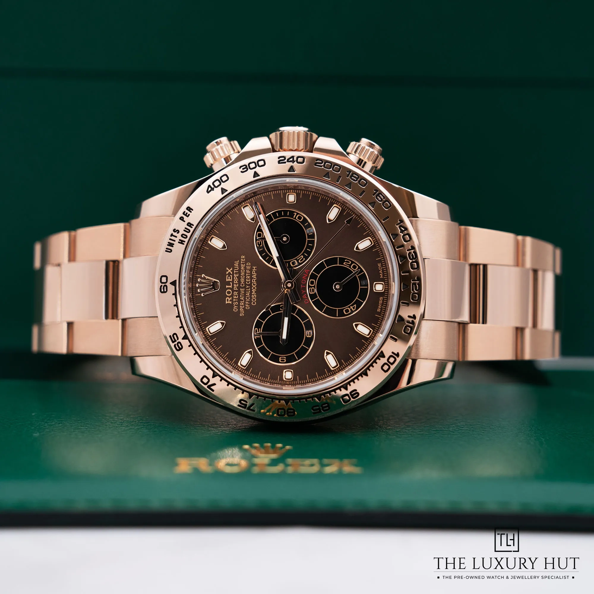 2025/12/dae26f70-7425-4083-a886-b5c3691ad8ecRolex_Cosmograph_Daytona_Gold_Chocolate_Dial_52469-c.jpg.webp