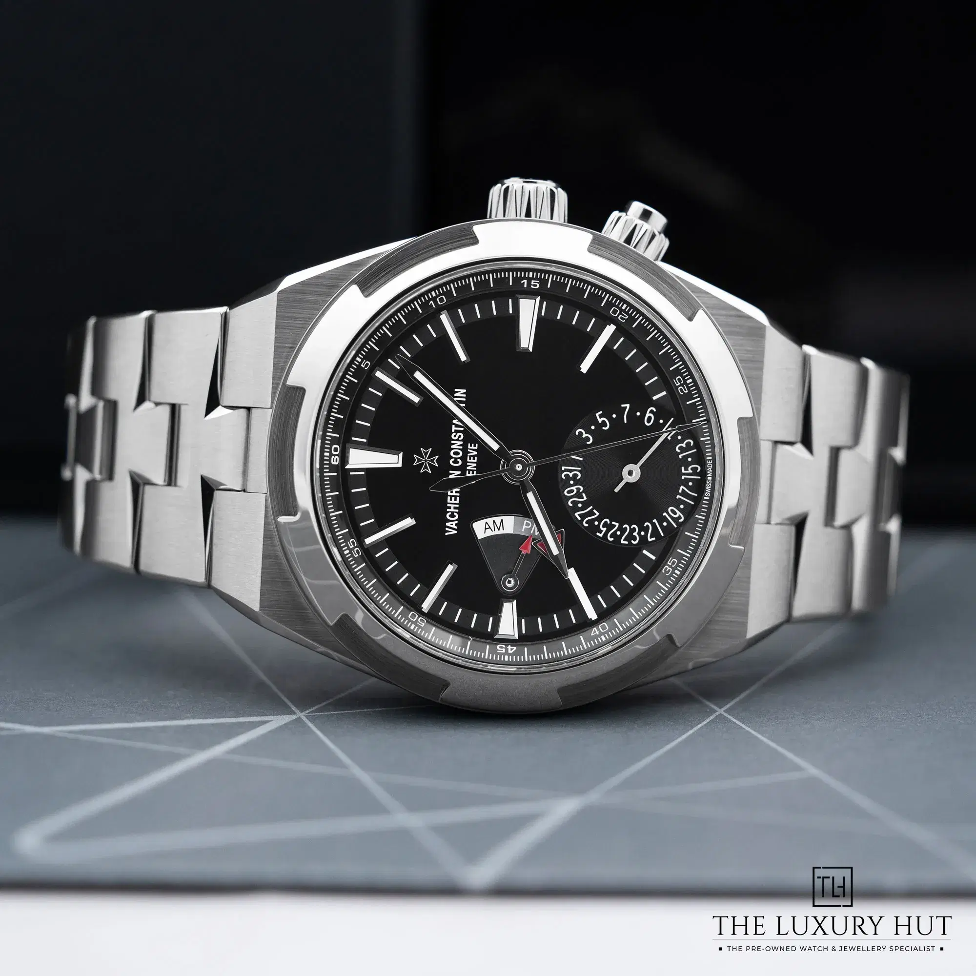2025/12/dce49815-c3d2-46ca-b082-4f821d071303Vacheron_Constantin_Overseas_Dual_Time_Steel_Black_LB776-c.jpg.webp