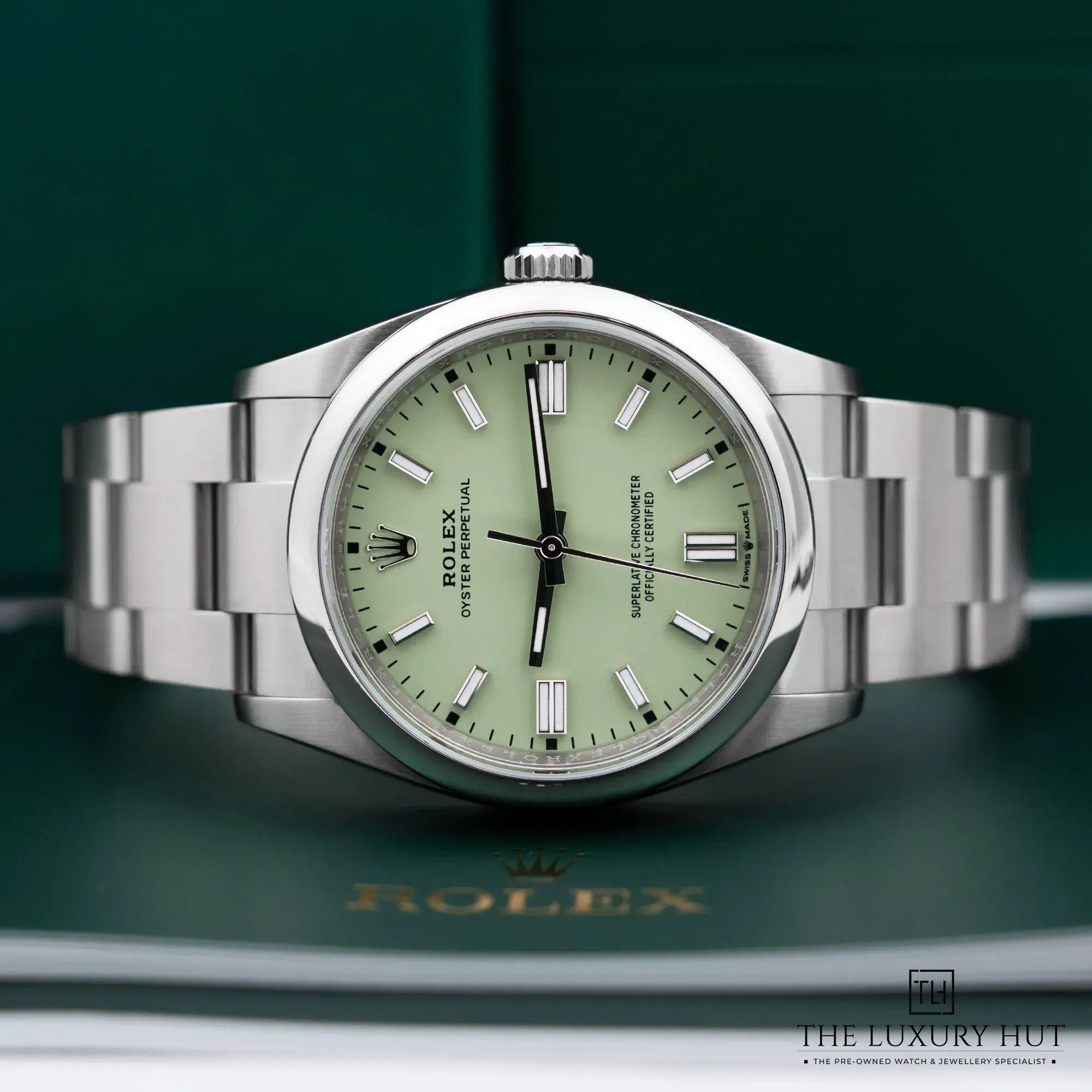 2025/12/e0046a9f-374d-41ed-836c-472a01c0cce7Rolex_Oyster_Perpetual_36_Steel_Pistachio_52392-c.jpg.webp
