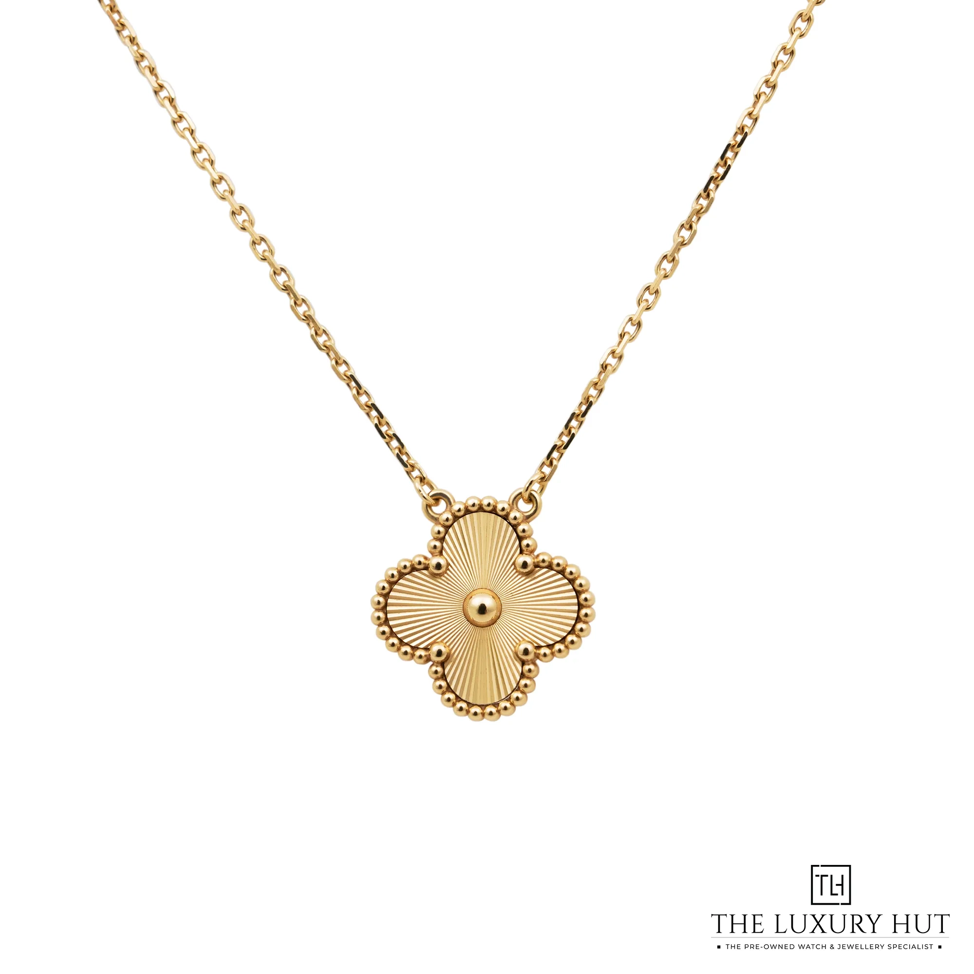 2025/12/f25a5bde-0f5b-43dc-96d9-ea8bb98771c4Van_Cleef_Arpels_Gold_Guilloché_Pendant_Necklace_52484-a.jpg.webp