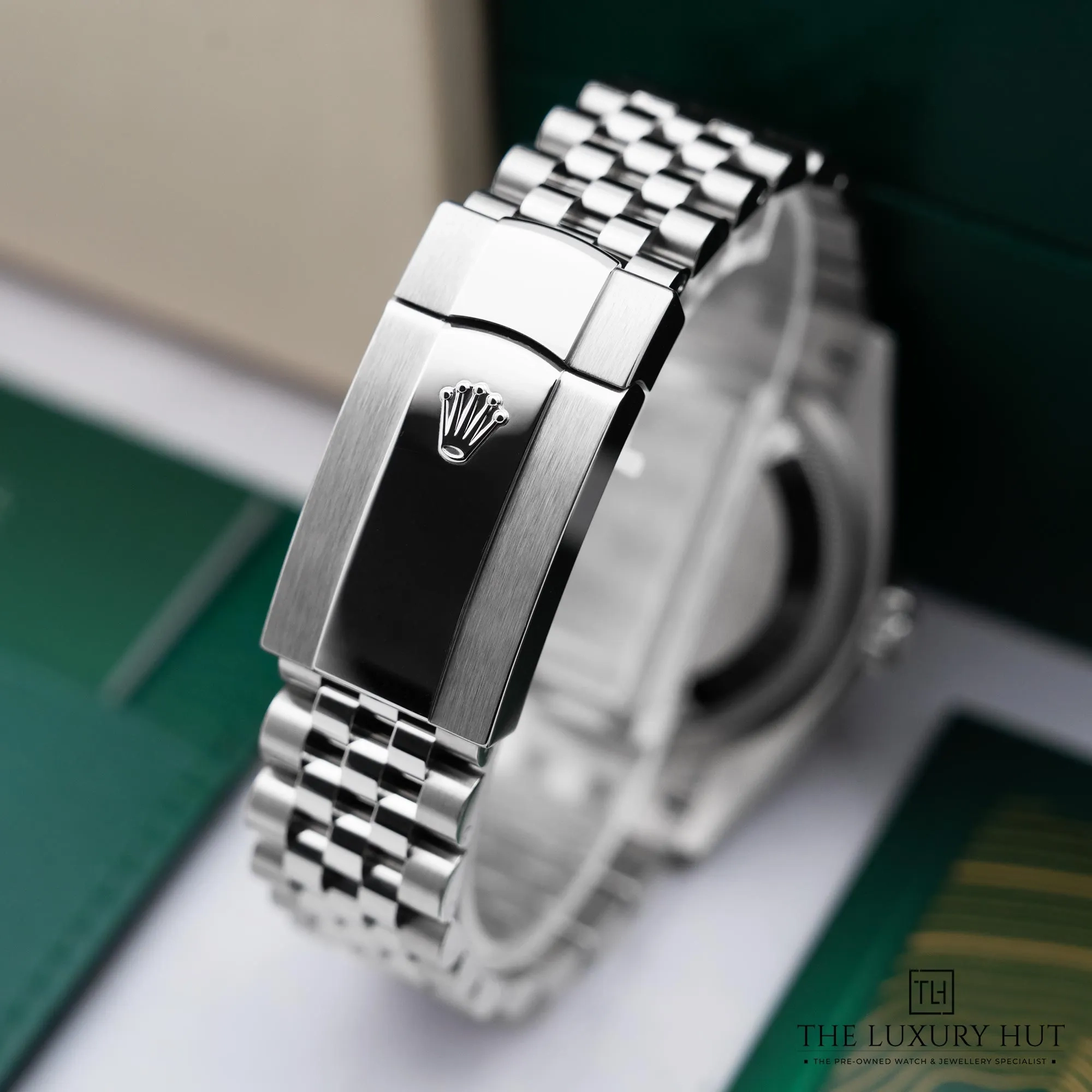 2026/01/13aa871b-69d9-4969-ba6b-c0bda2276e6fRolex_Datejust_36_Steel_White_Gold_Green_Dial_52592-d.jpg.webp