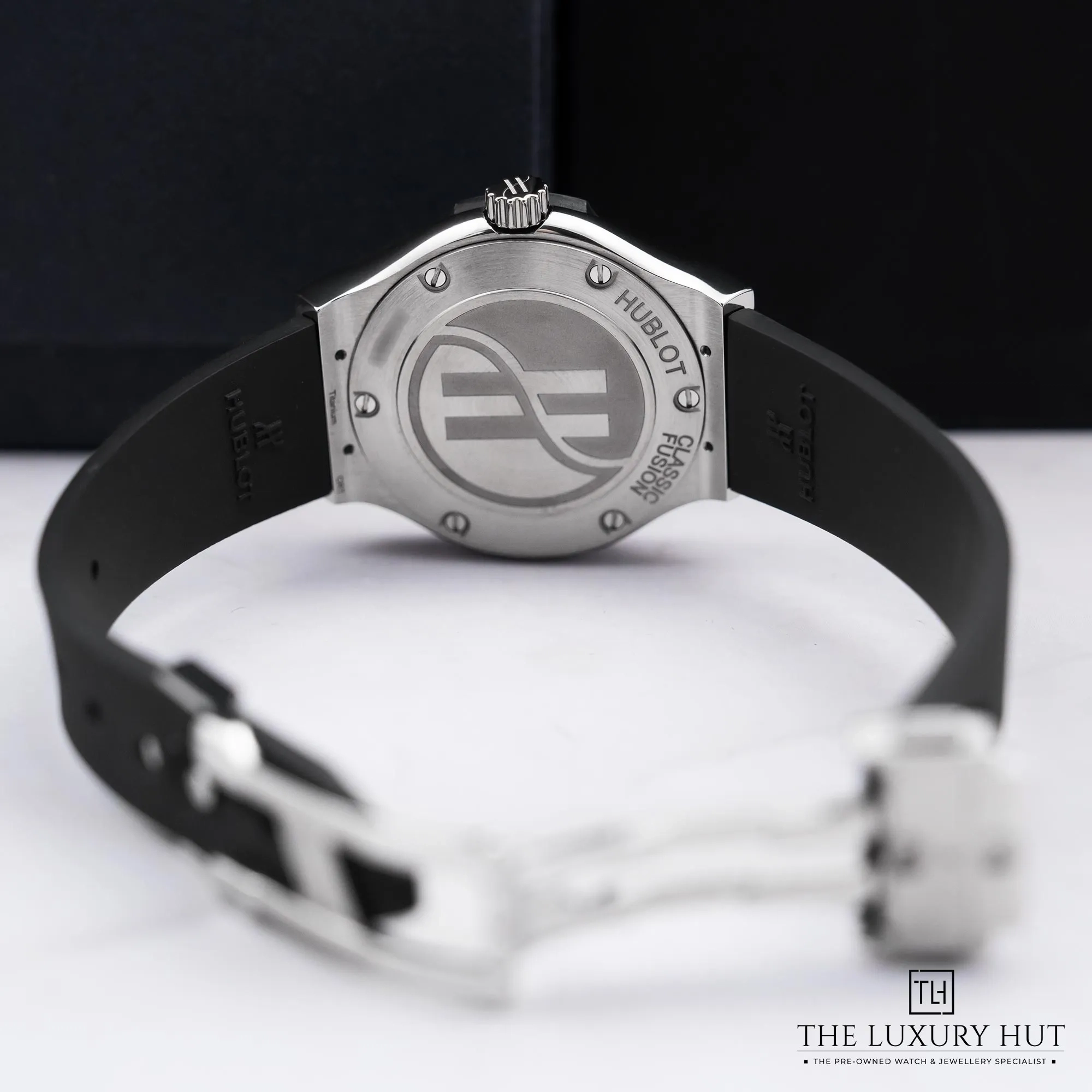 2026/01/15f0f0fd-aece-4c54-9807-8426ef2e4b53Hublot_Classic_Fusion_Titanium_Black_Sunray_Dial_52540-c.jpg.webp