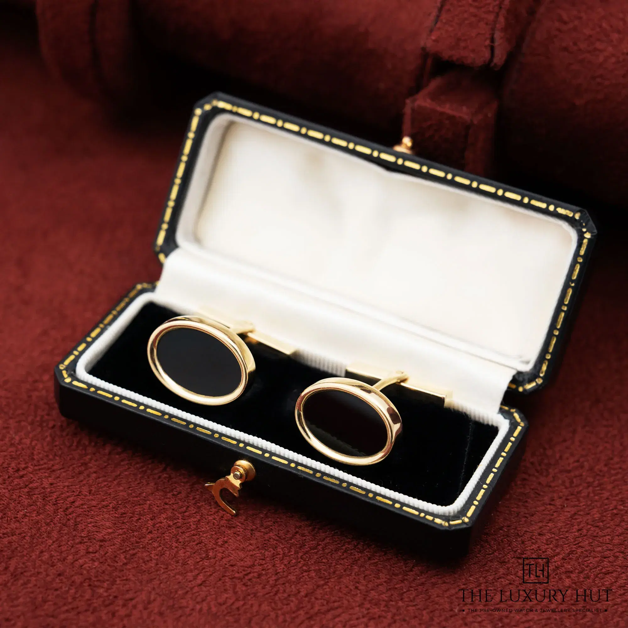 2026/01/3447be4f-d183-4d2c-95a0-c85b721ab91aTiffany_Co_Yellow_Gold_Onyx_Cufflinks_LB832-e.jpg.webp