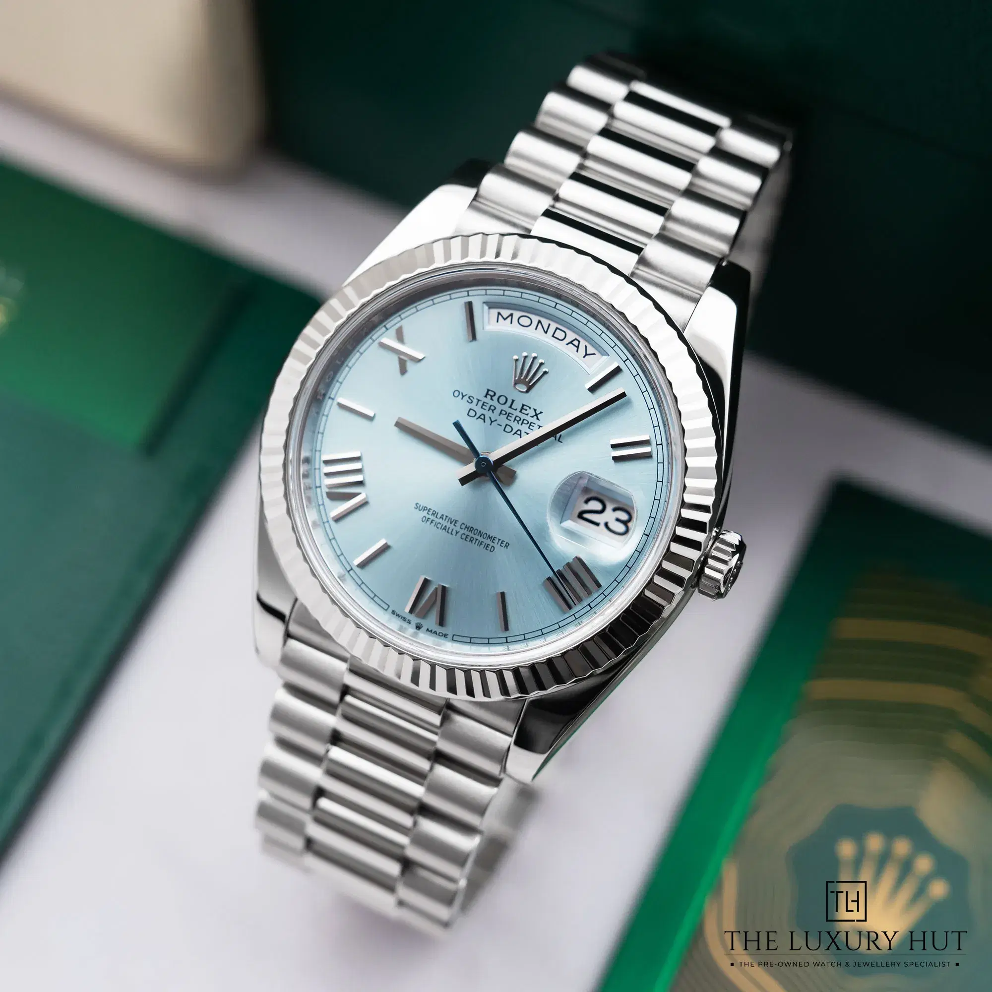 2026/01/3ed8c04d-ac7b-48e4-a85b-7dd74323461dRolex_Day-Date_40_Platinum_Ice_Blue_Dial_LB792-b.jpg.webp