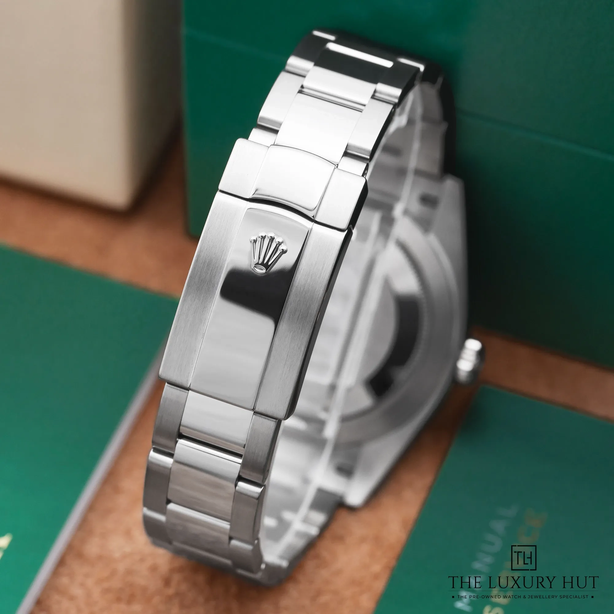 2026/01/6bbf14c0-1ed8-43c1-bfe5-f0cae043130eRolex_Datejust_Steel_41mm_Rhodium_Dial_52538-d.jpg.webp
