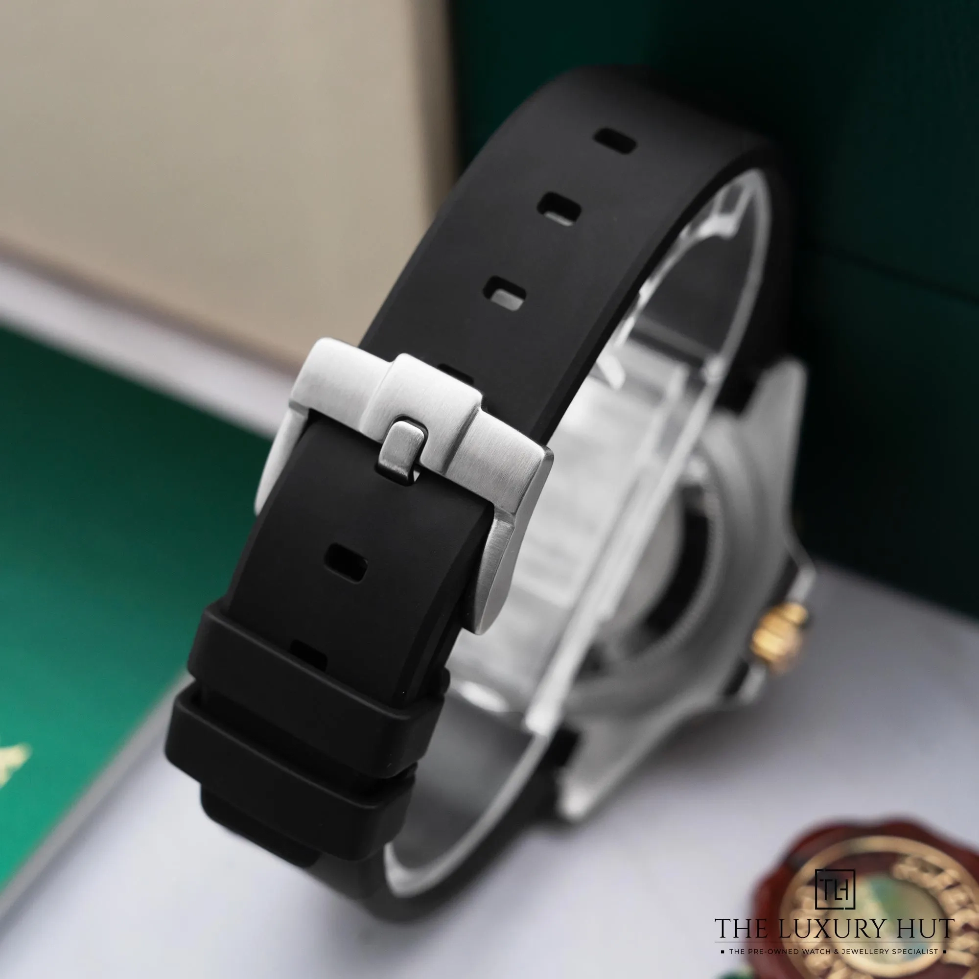 2026/01/903444a1-3495-4f5d-b46d-ce9feef0ae2fRolex_GMT-Master_II_Steel_Gold_40mm_Black_52566d.jpg.webp