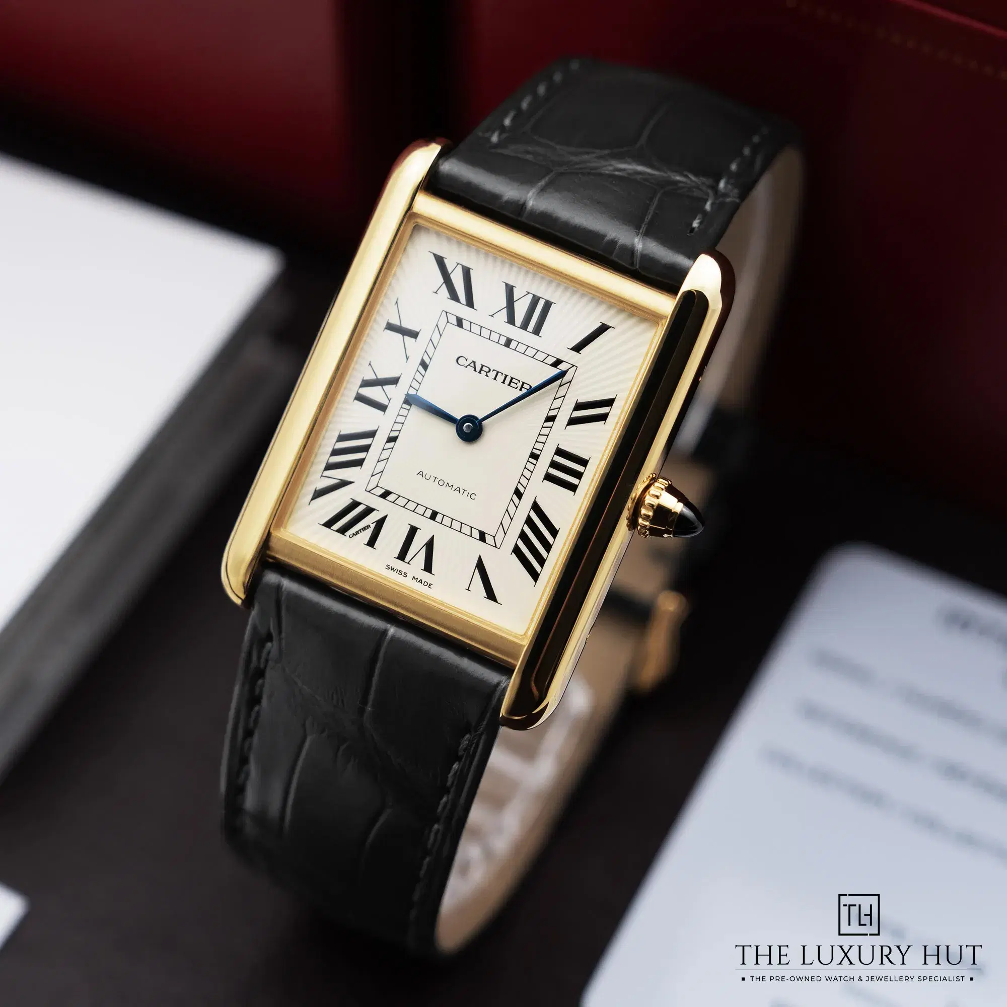 2026/01/9330f269-c456-488d-9454-4451d6923980Cartier_Tank_Louis_Cartier_Large_Yellow_Gold_52632-b.jpg.webp