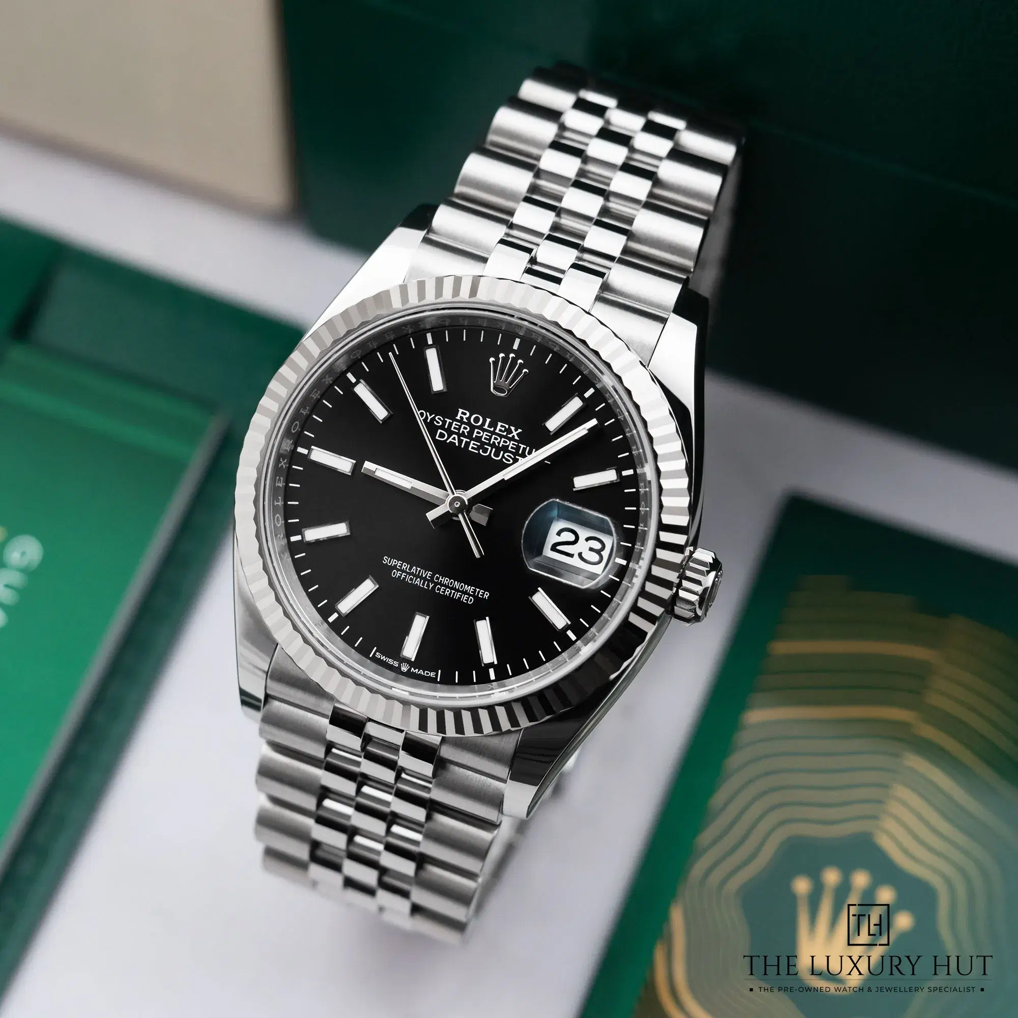 2026/01/95f7622d-2346-40f5-aa61-2164ec9f01afRolex_Datejust_36_Steel_Gold_Black_Baton_Dial_52539-b.jpg.webp