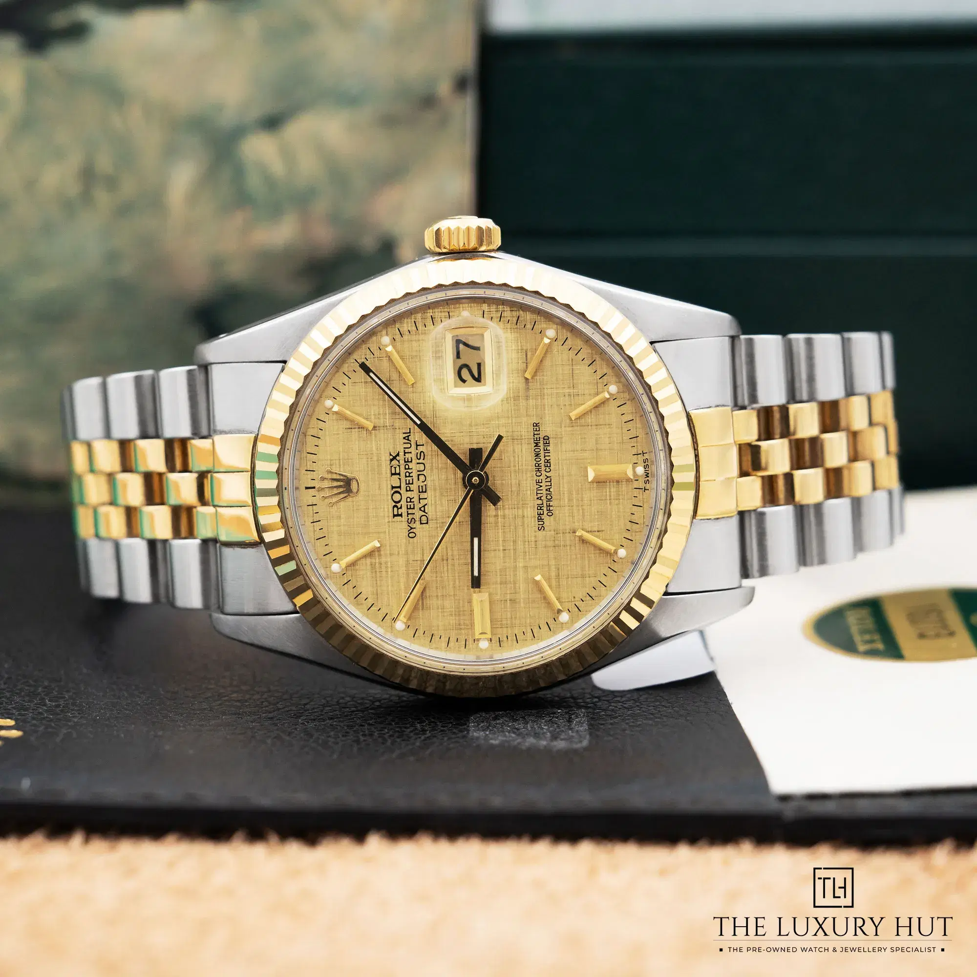 2026/01/b2dc823e-eb64-42af-a5f7-09f6b43a0b1eRolex_Datejust_36_Champagne_Linen_Dial_52557-c.jpg.webp