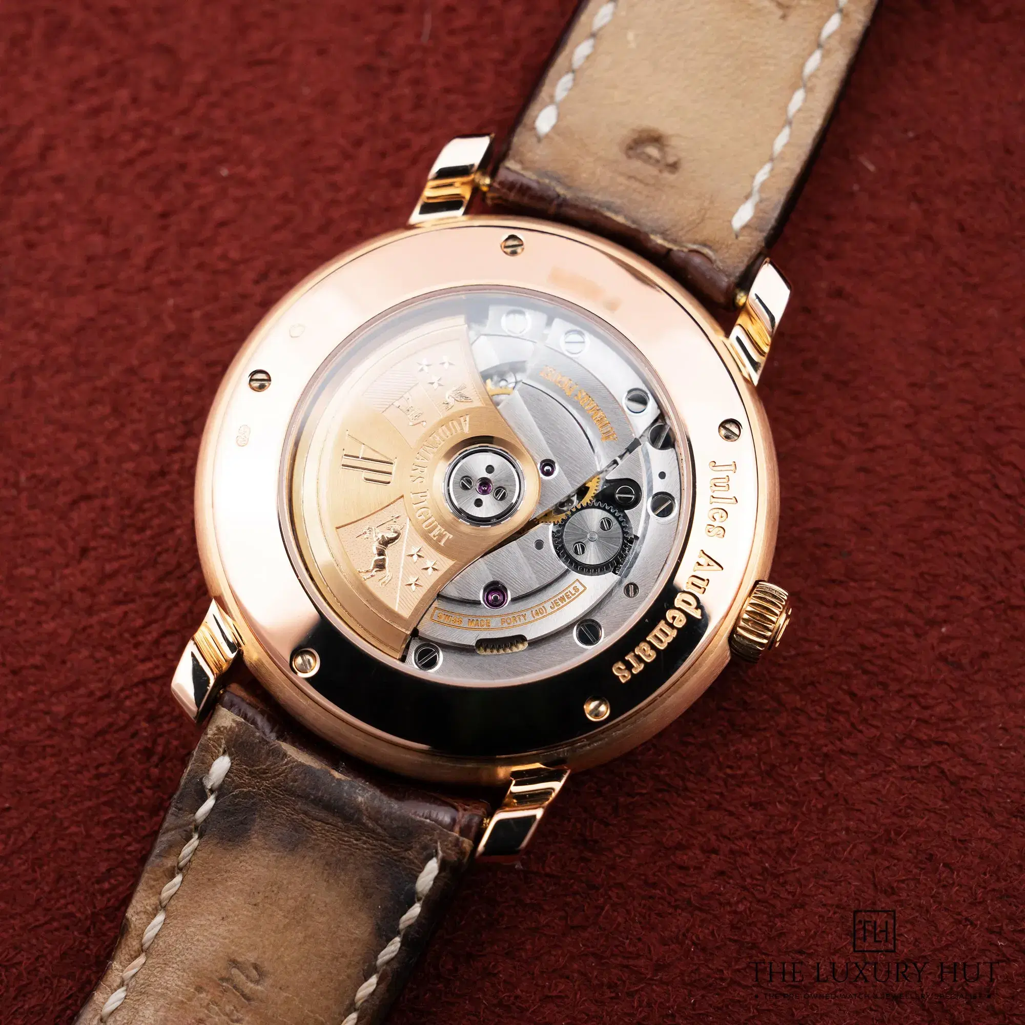 2026/01/c5738e58-348c-4212-bb72-dd171215a37eAudemars_Piguet_Jules_Audemars_Rose_Gold_White_LB781-d.jpg.webp