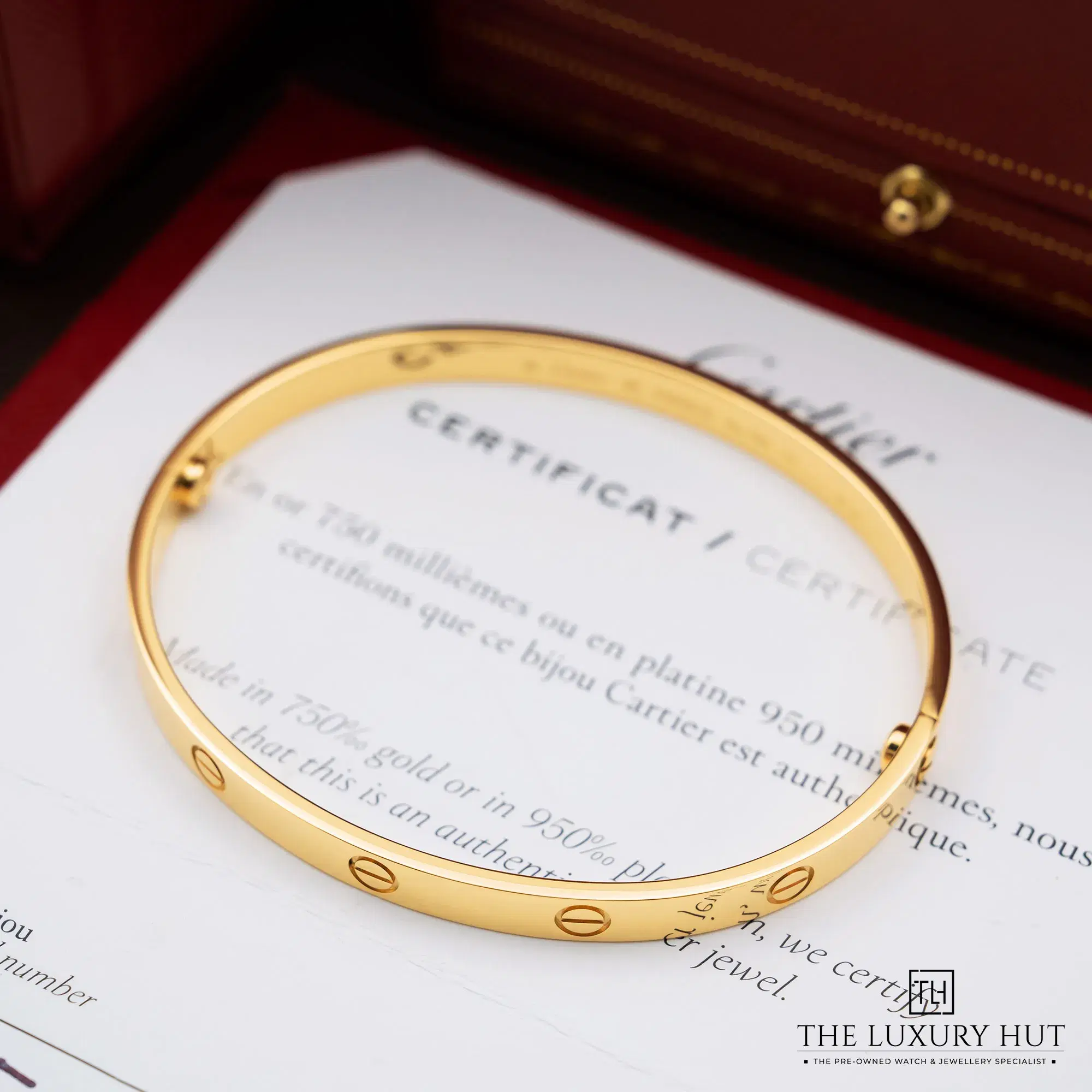 2026/02/0cc66534-64a7-46f2-bc7b-f937ba959cd4Cartier_LOVE_Bracelet_Classic_Yellow_Gold_52670-c.jpg.webp