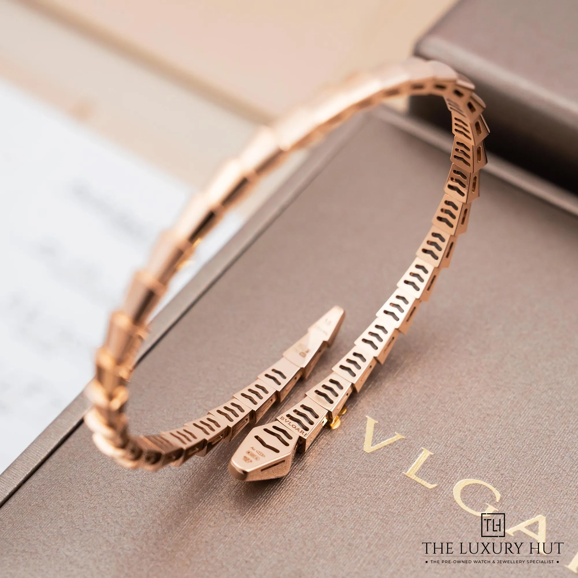 2026/02/11da7be1-d95e-44a0-9e77-5cf4706330d3Bvlgari_18ct_Rose_Gold_Serpenti_Viper_Bracelet_52618-d.jpg.webp