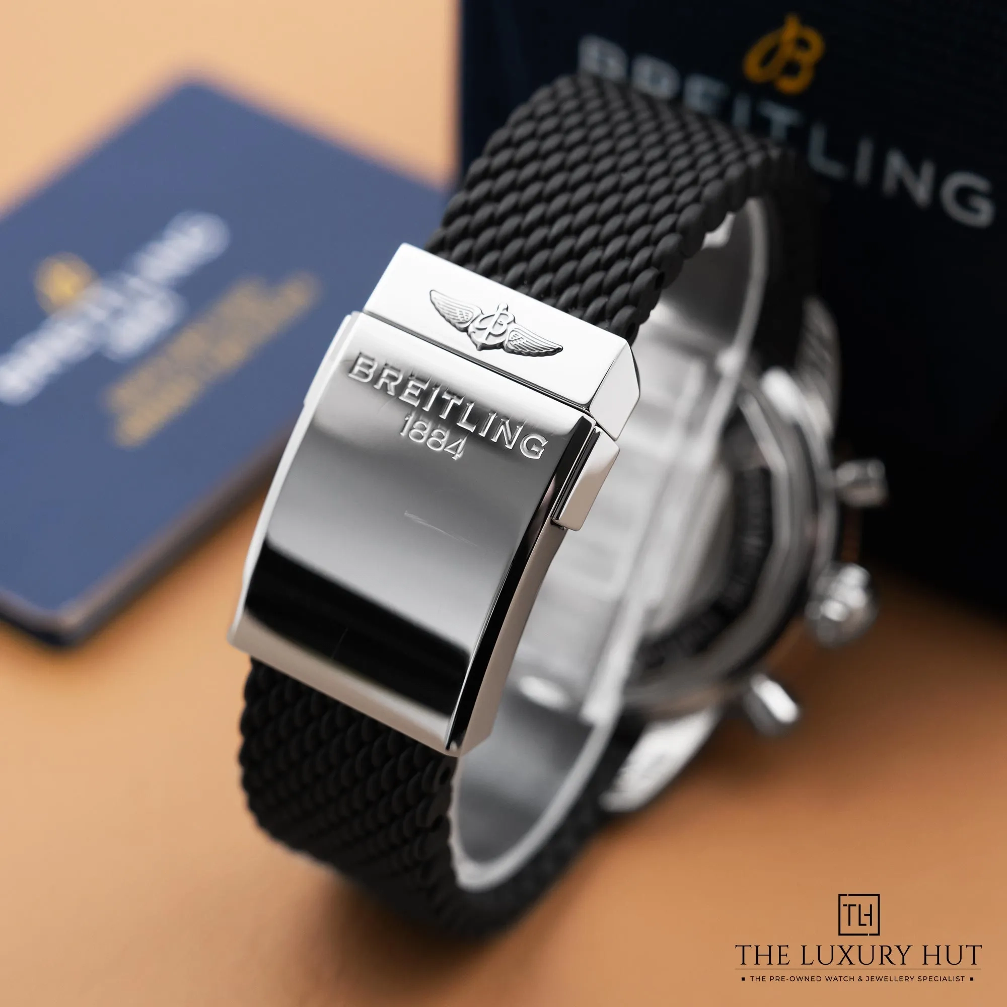 2026/02/6bc9d020-983d-4505-986d-57627353b099Breitling_Superocean_Heritage_Chronograph_New_52616-d.jpg.webp