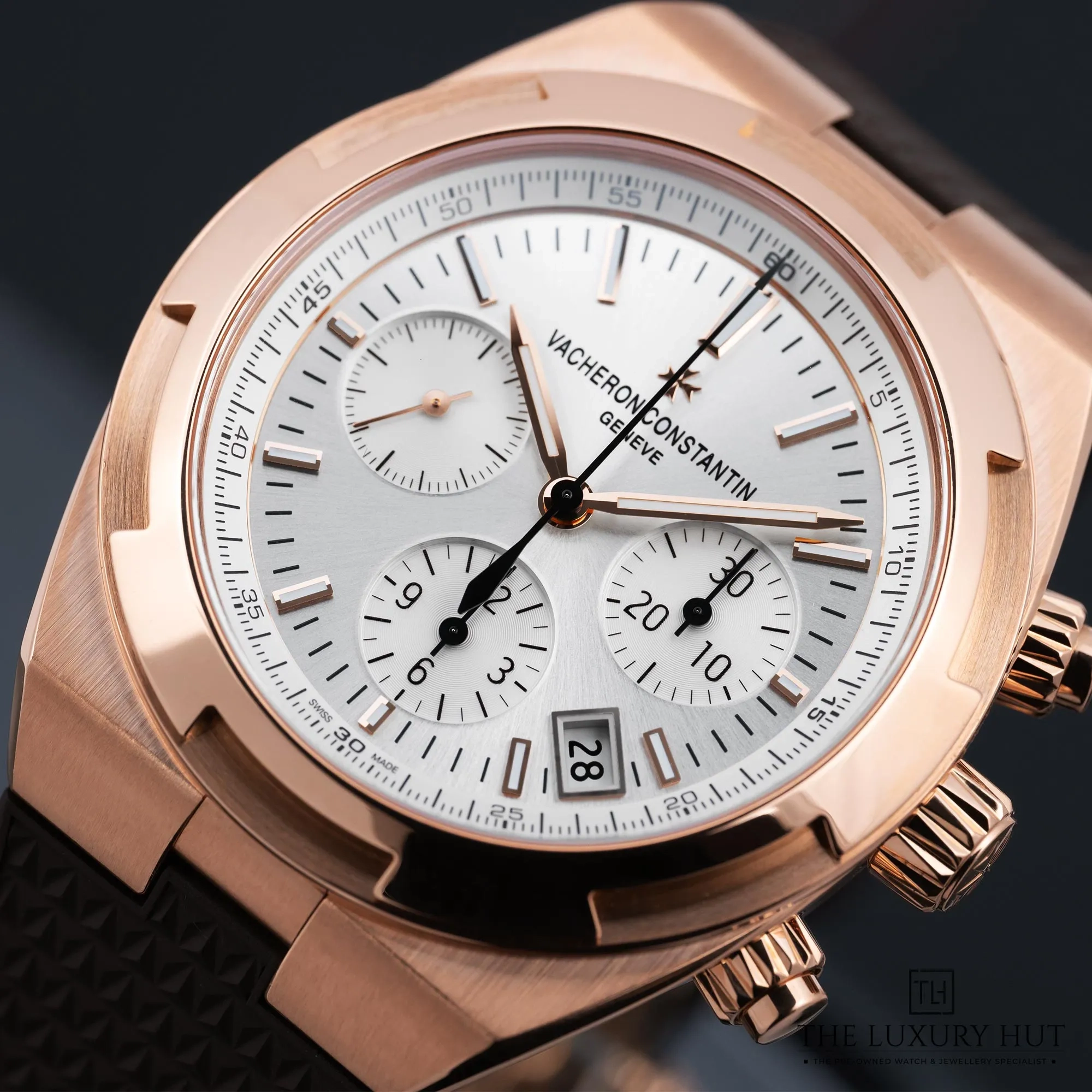 2026/02/6be3e32c-253d-4d58-beab-7e3bb9fec3d6Vacheron_Constantin_Overseas_Rose_Gold_Silver_52677-e.jpg.webp